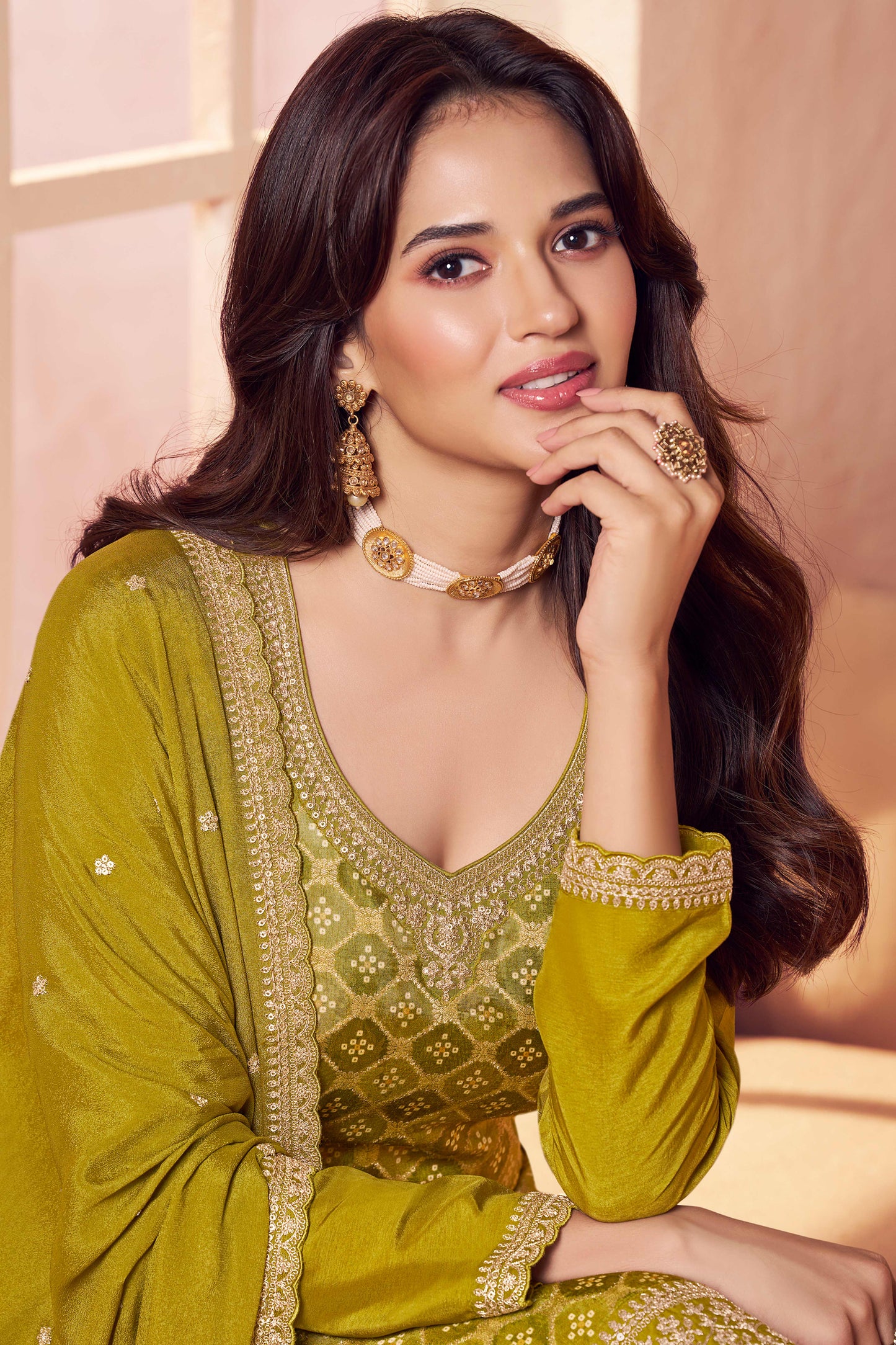 Green jacquard moga silk embroidered chudidhar material with dupatta