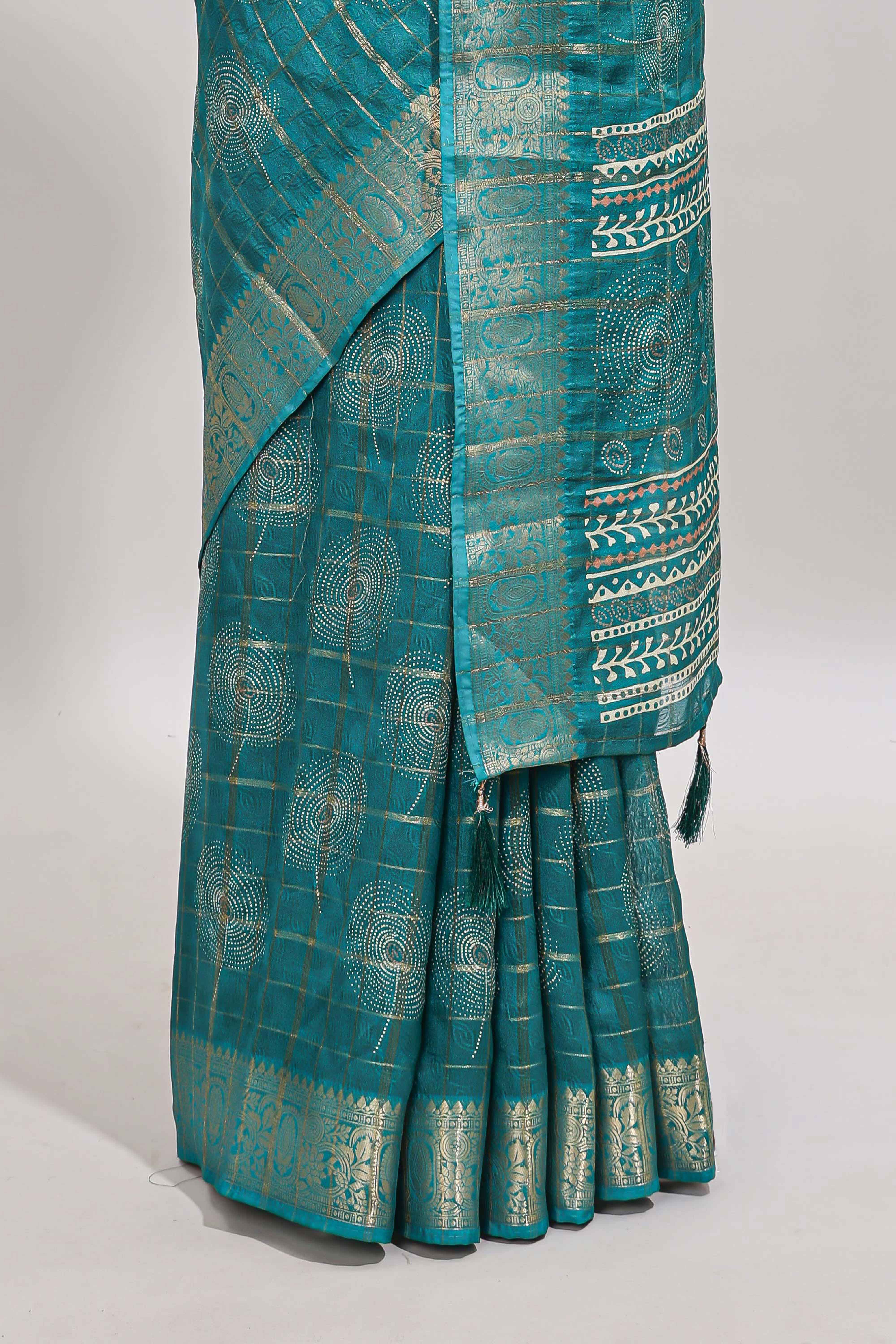 Green checked floral design dola silk saree with self zari border and matching blouse