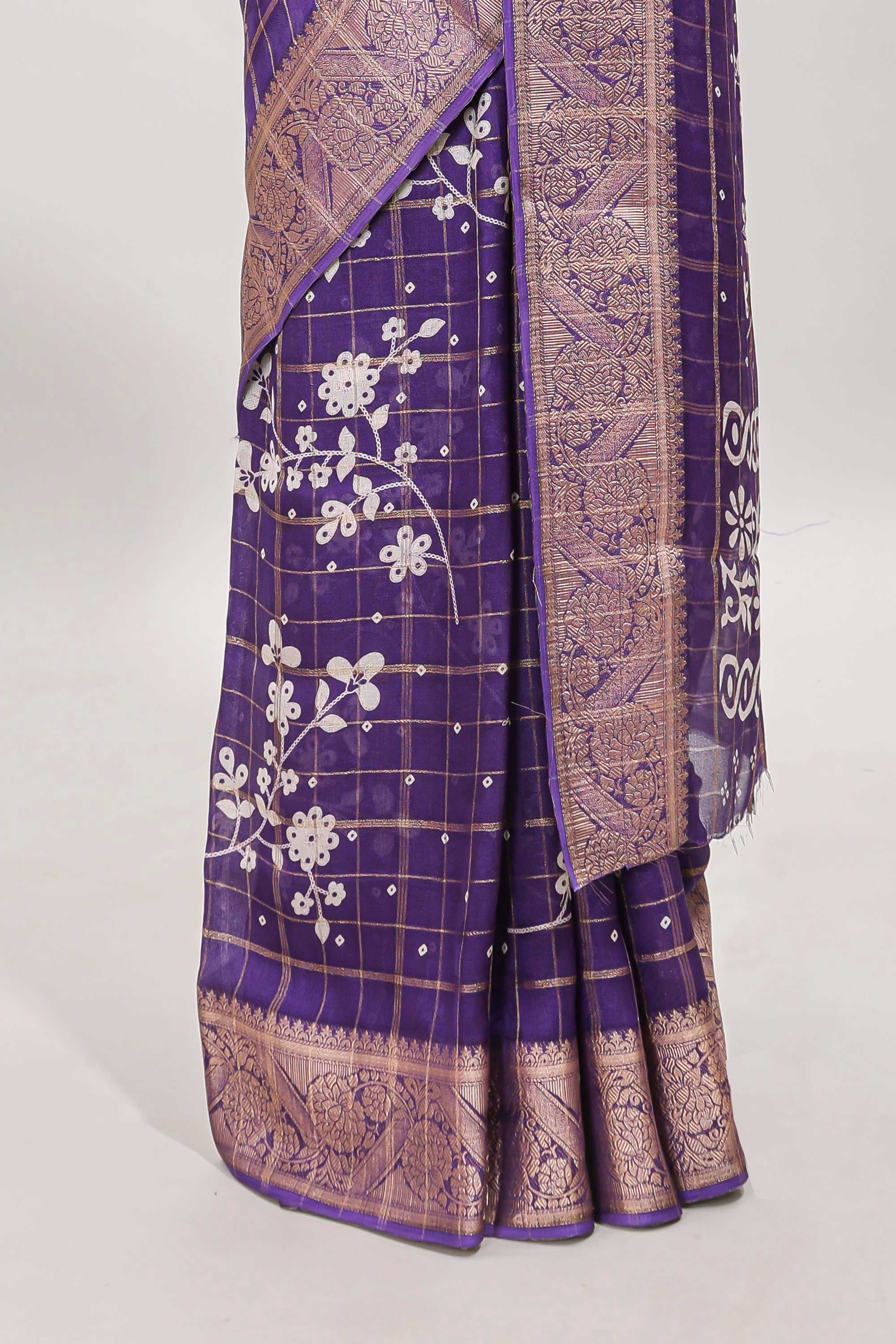 Violet checked floral design dola saree with self zari border and matching blouse