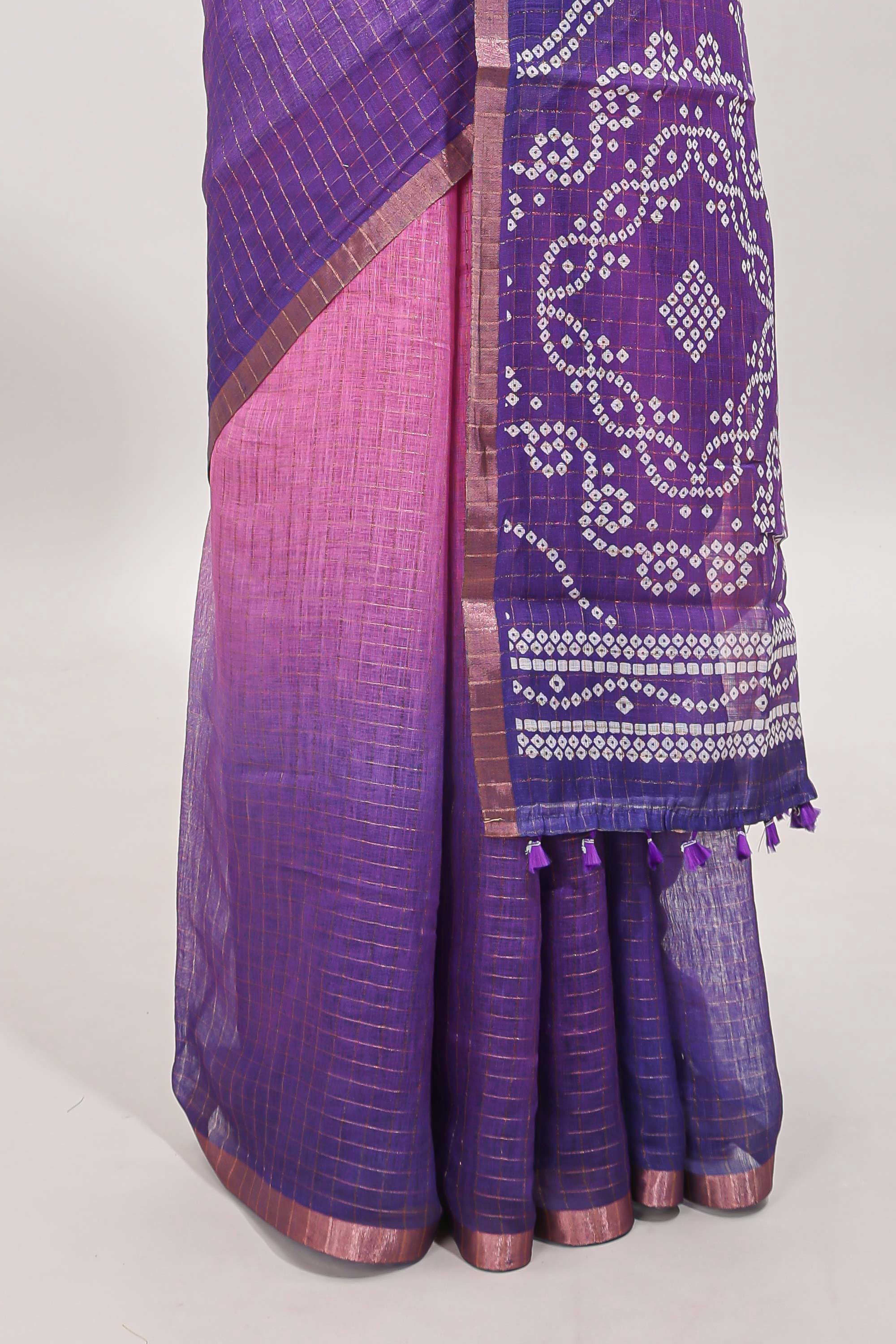 Pink and violet dual shade checked linen cotton saree with self zari border and matching blouse