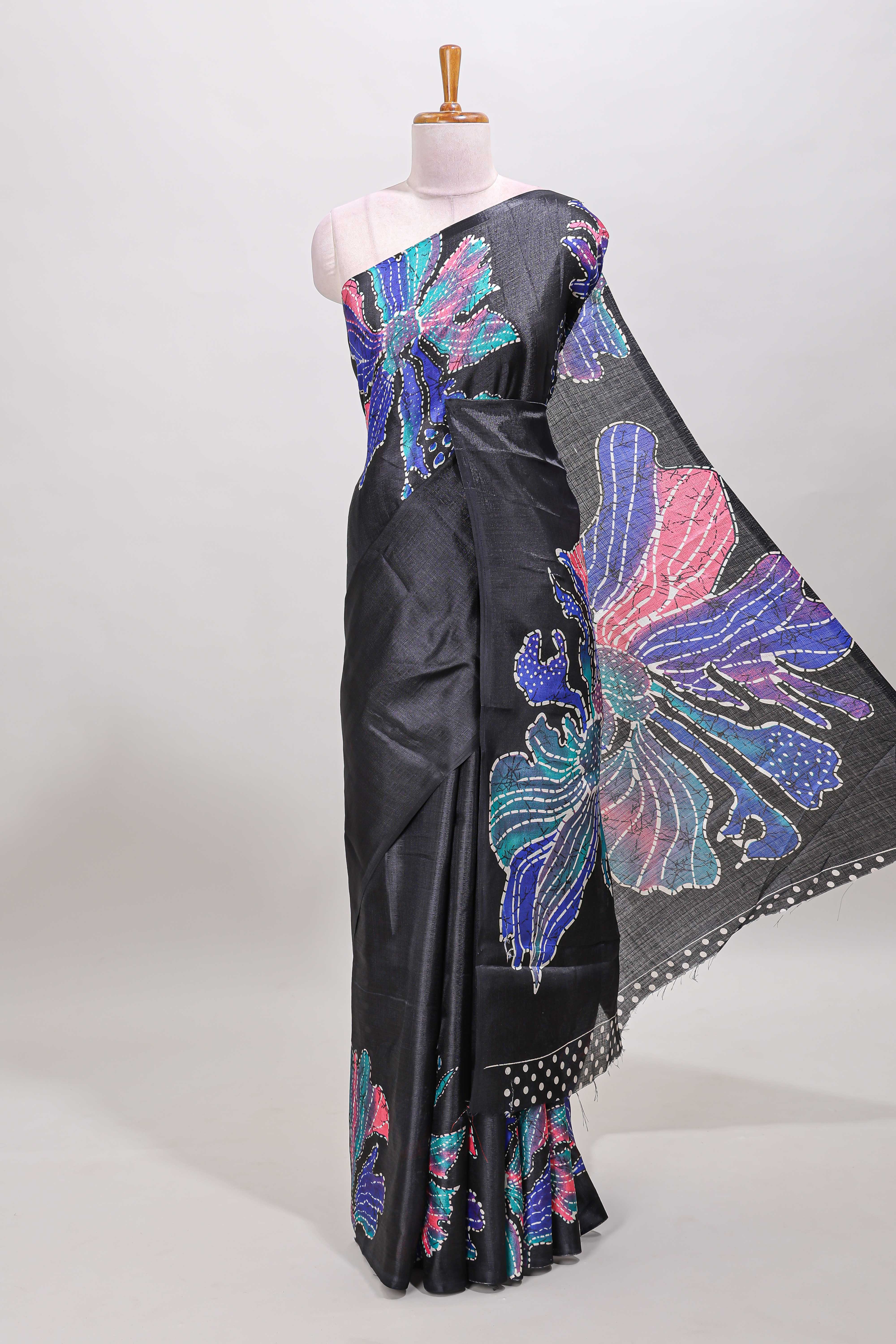 Borderless black floral print south cotton saree with matching butta blouse