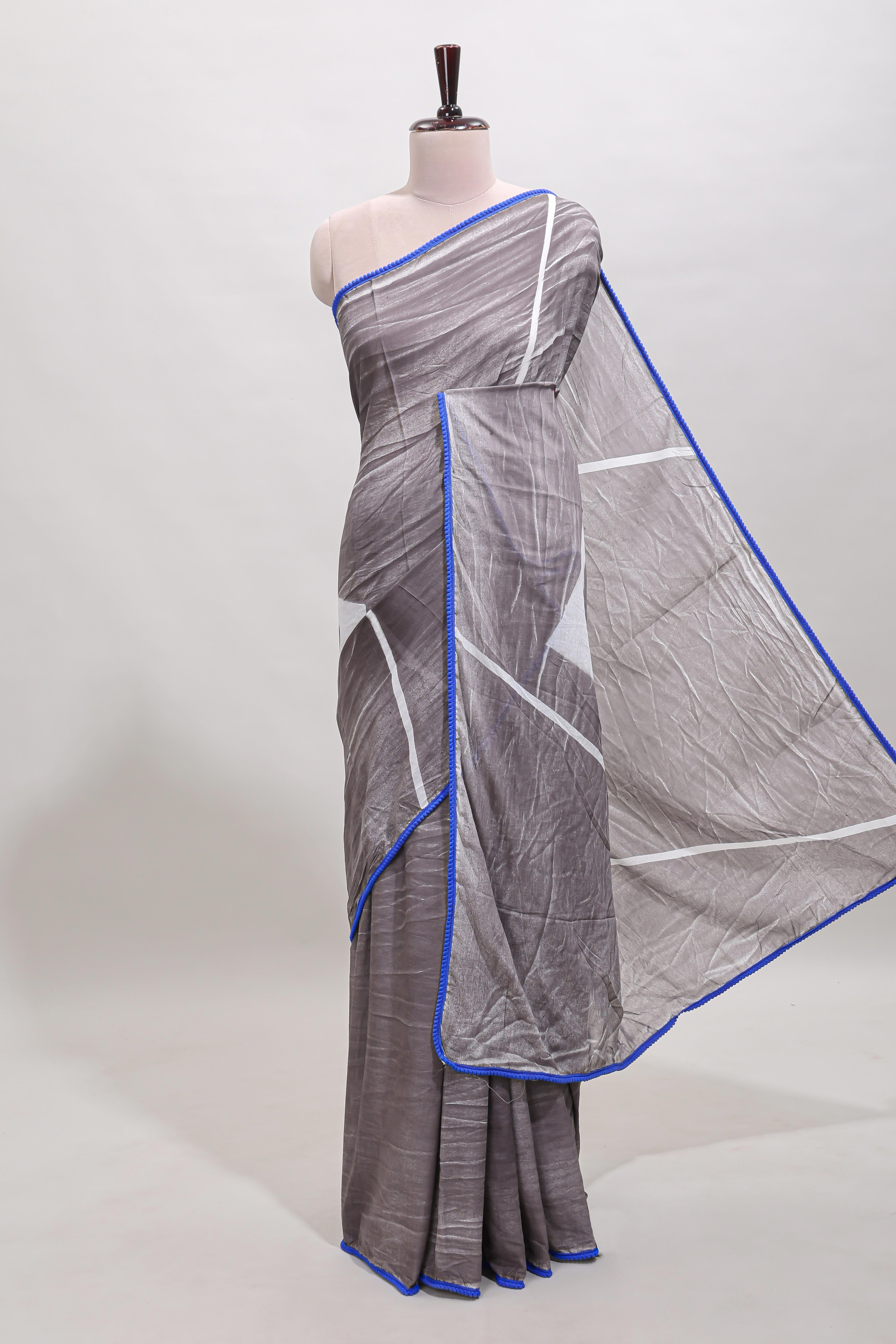 Grey geometric design mul mul cotton saree with scallop border and matching blouse