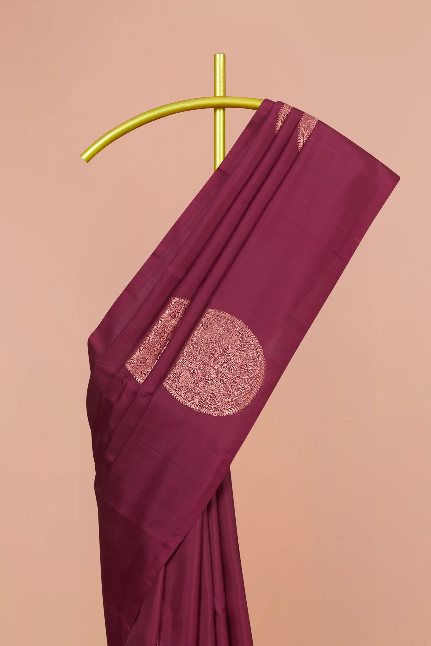 Plum Purple Borderless Kanchipuram Pure Silk Saree with Oversized Zari Body Motifs
