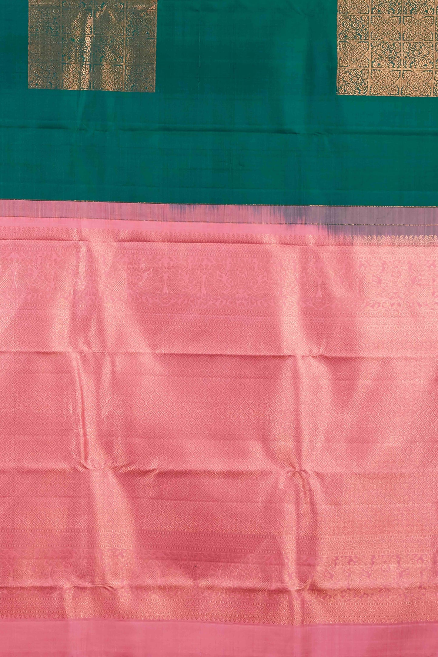 Teal Green Borderless Kanchipuram Pure Silk Saree with Rectangular Zari Motifs and Contrasting Baby Pink Pallu