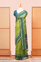Green Retta Petta Art Silk Saree With Plain Body Retta Petta Border Contrast Intricate Gold Zari Stripes Pallu