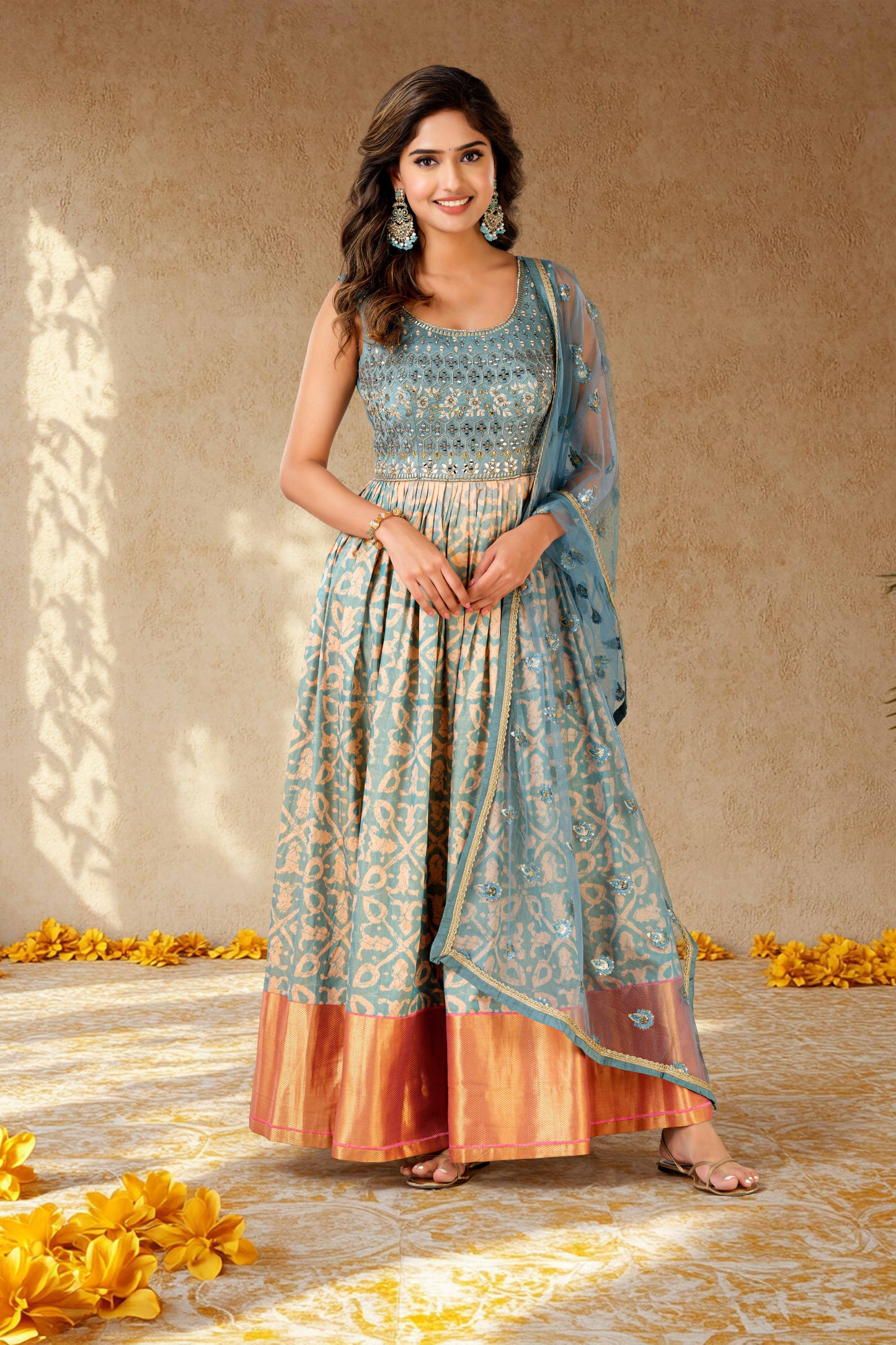 Women's maxi chudidhar