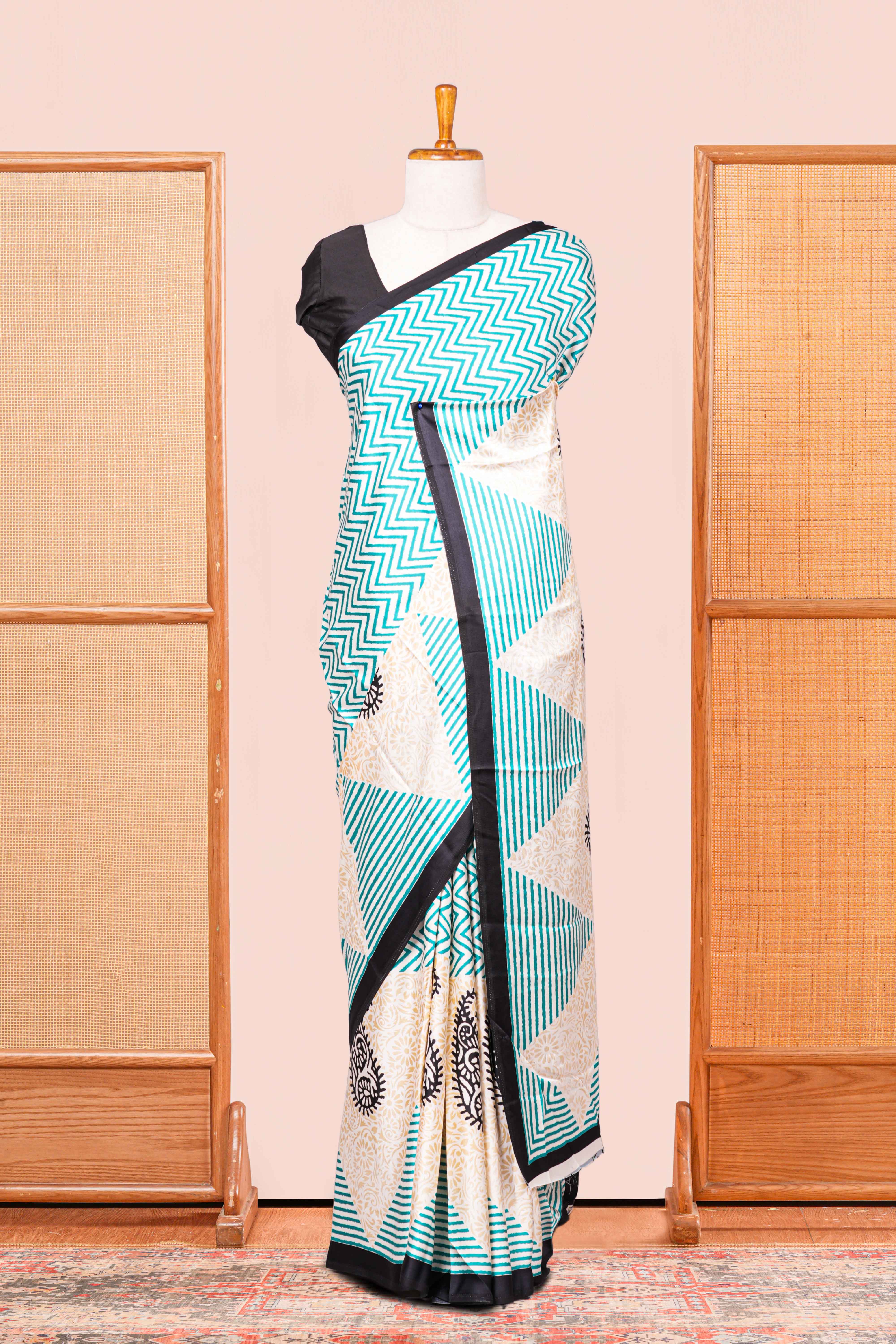 Modal Silk Saree Lightweight ,Flowy. Chevron Design ,Contrast Border Along With Floral Printed Blouse