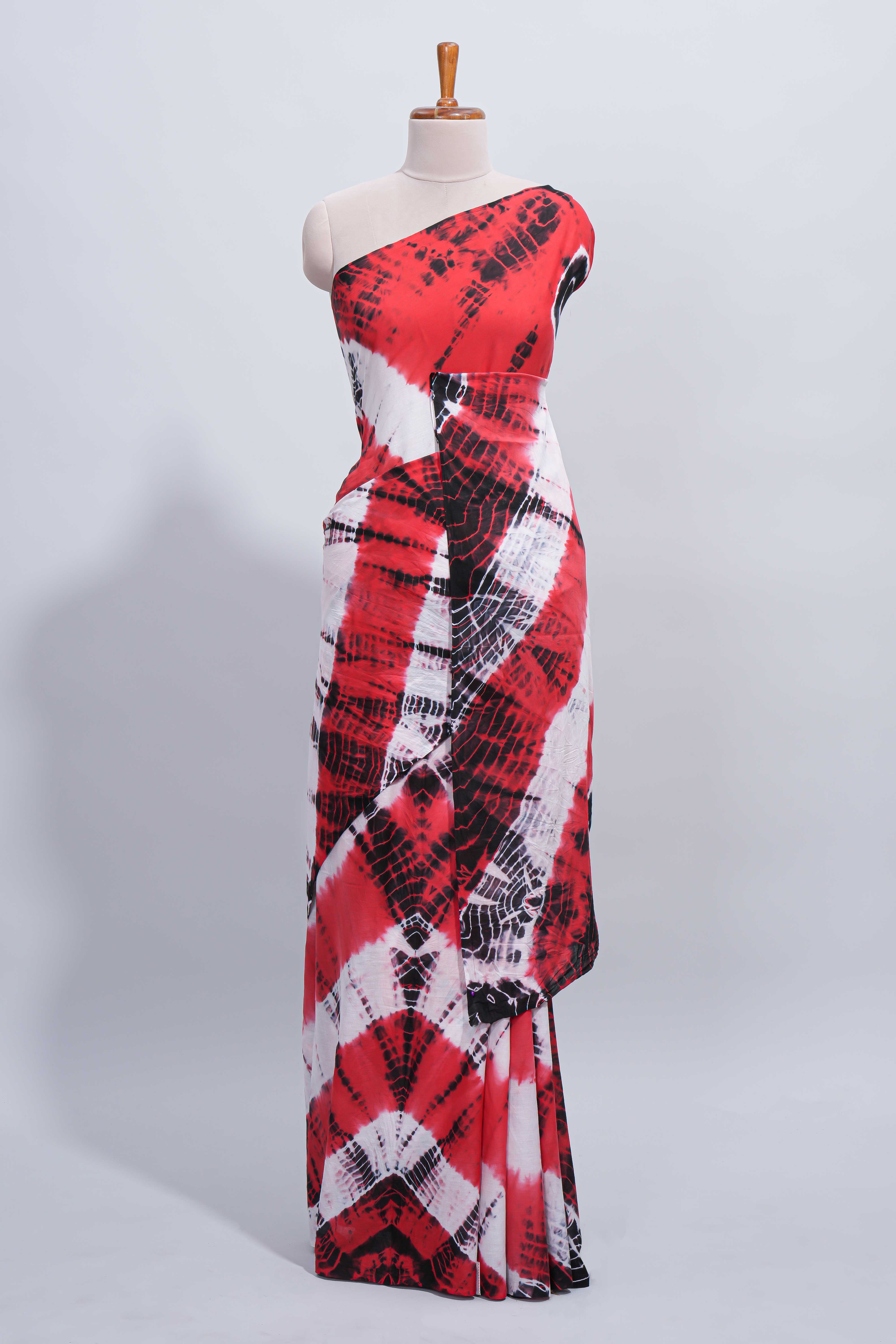 Borderless red shibori design mul mul cotton saree with self pallu