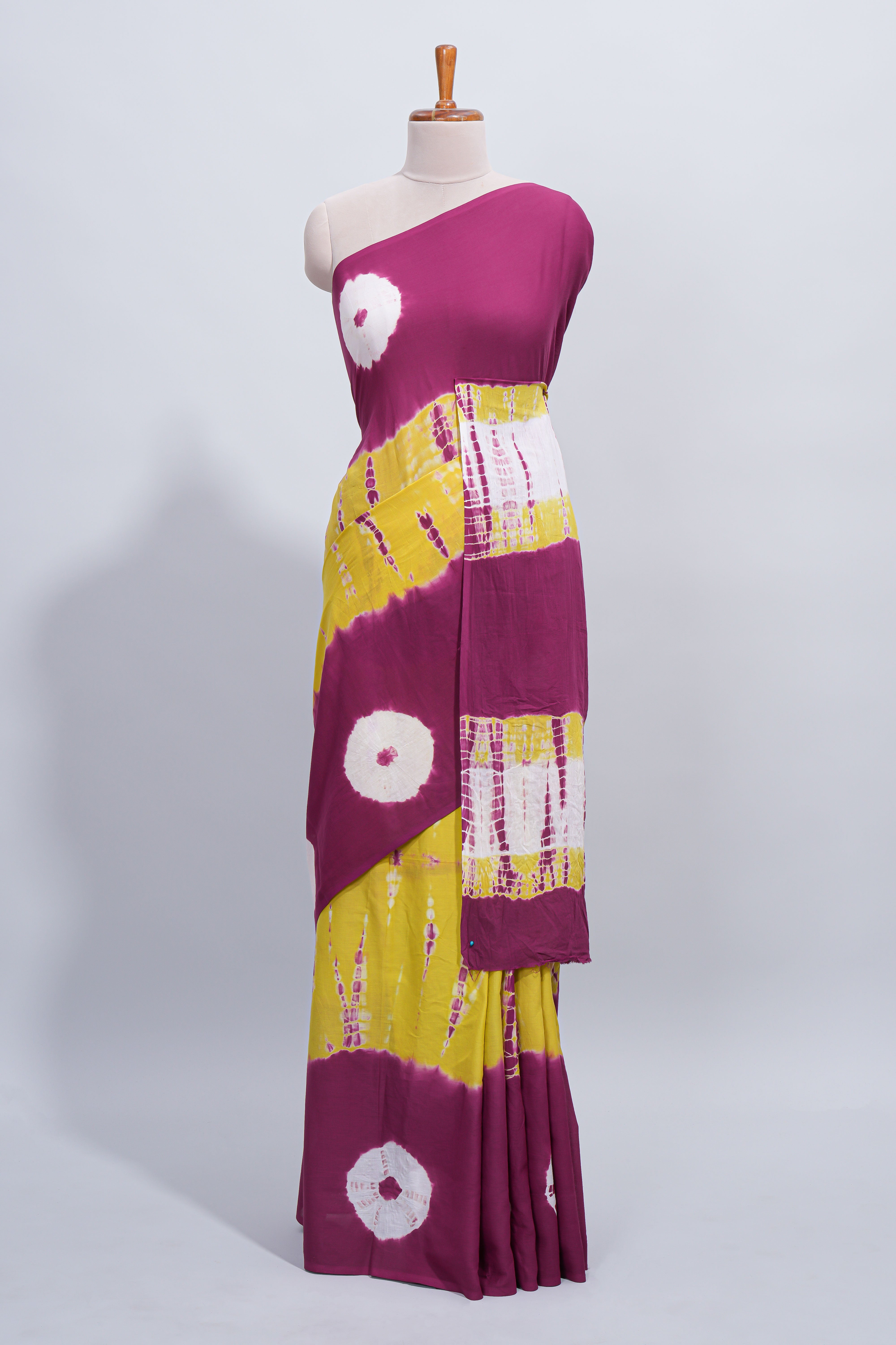 Borderless purple and yellow shibori design mul mul cotton saree with self pallu