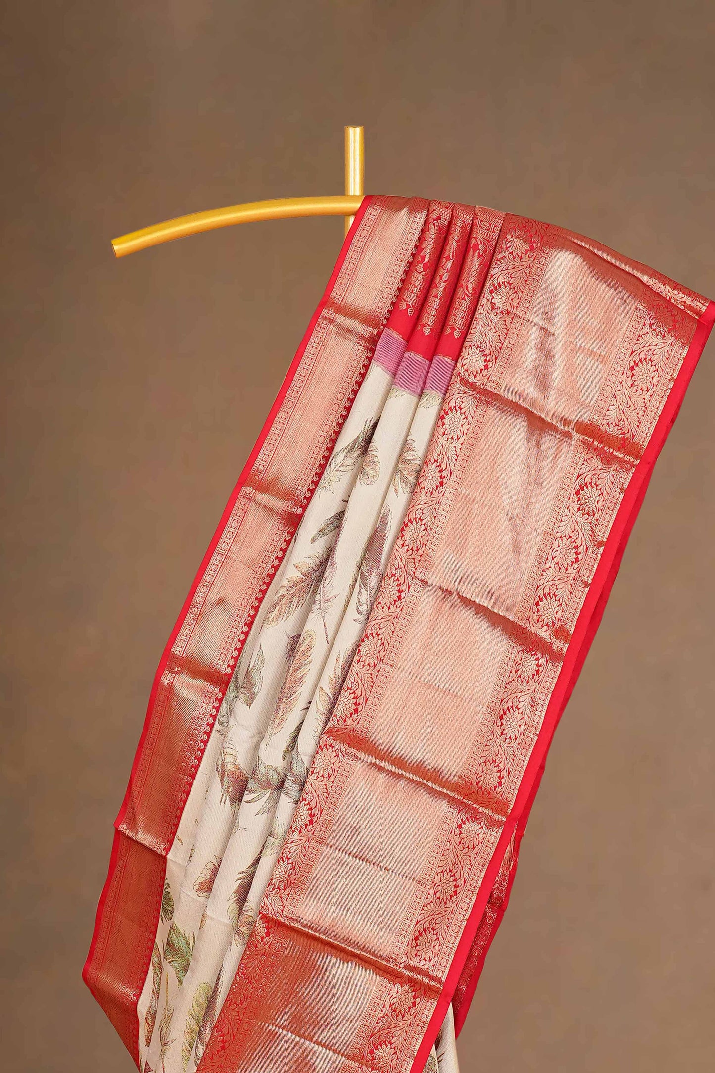 Ivory & Red Contrast Border Wings Design Kanchipuram Pure Silk Saree