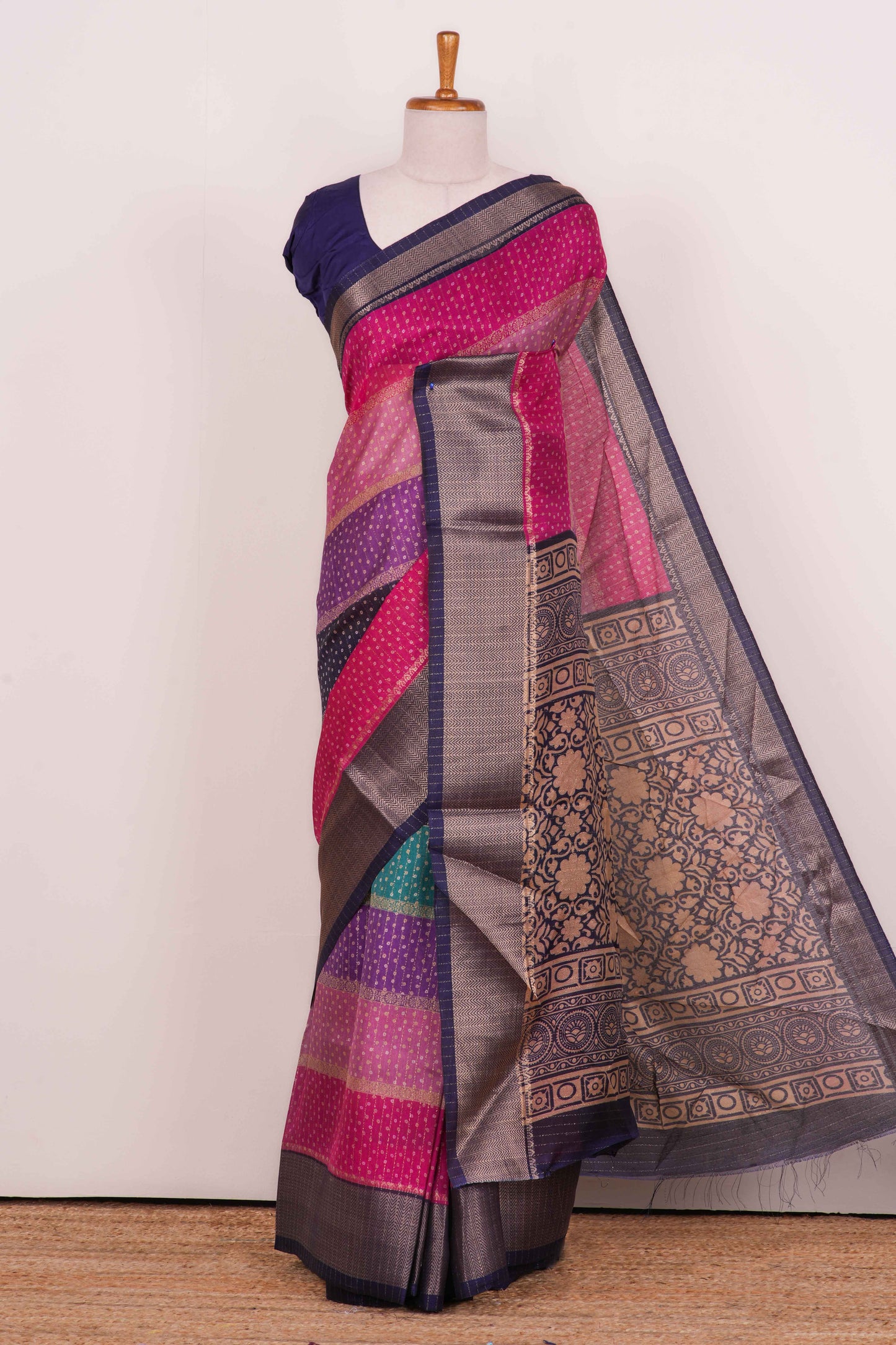 Dola Silk