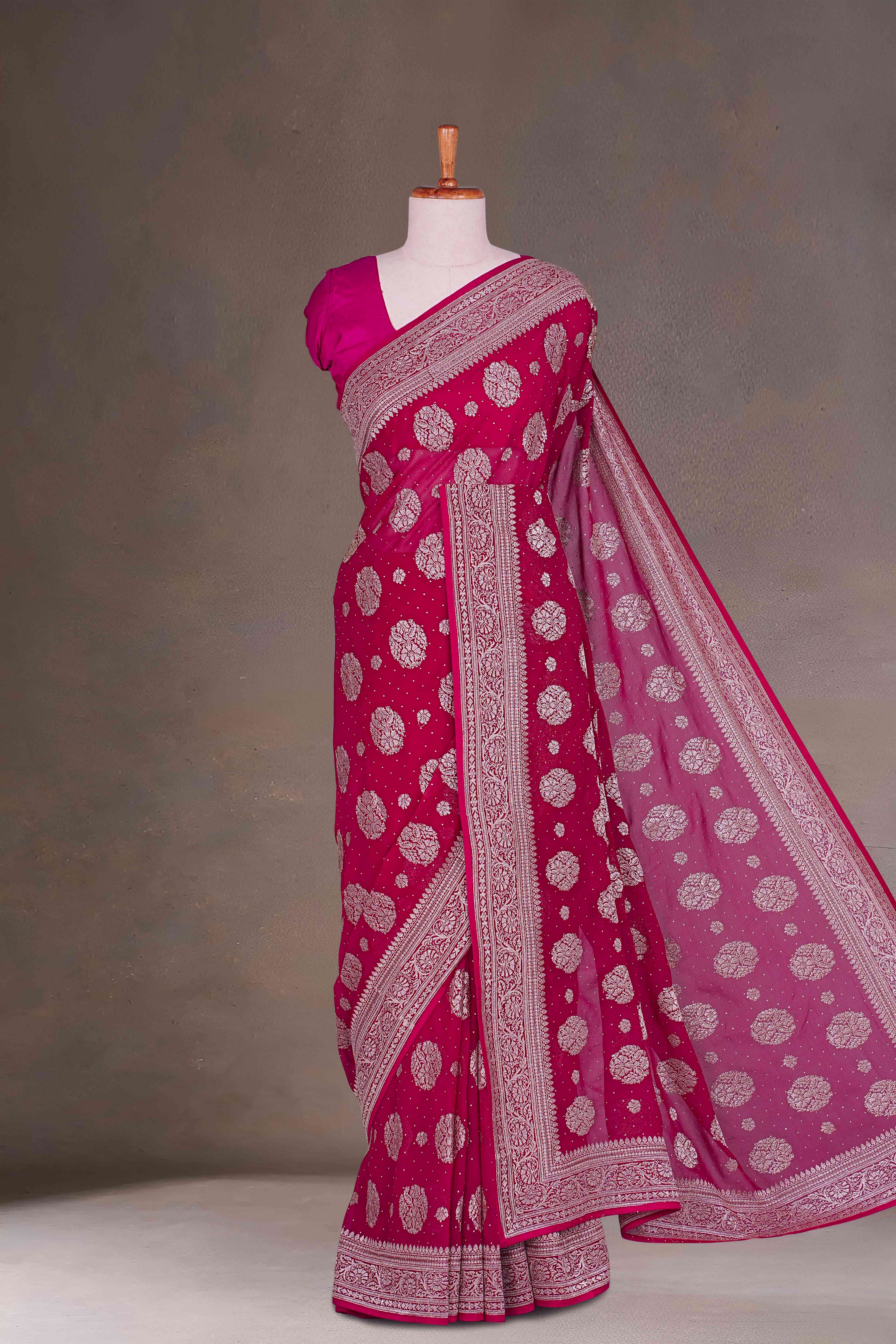 60 Gram Gold Zari Embroidery Piping Border With Swarovski Stone Saree