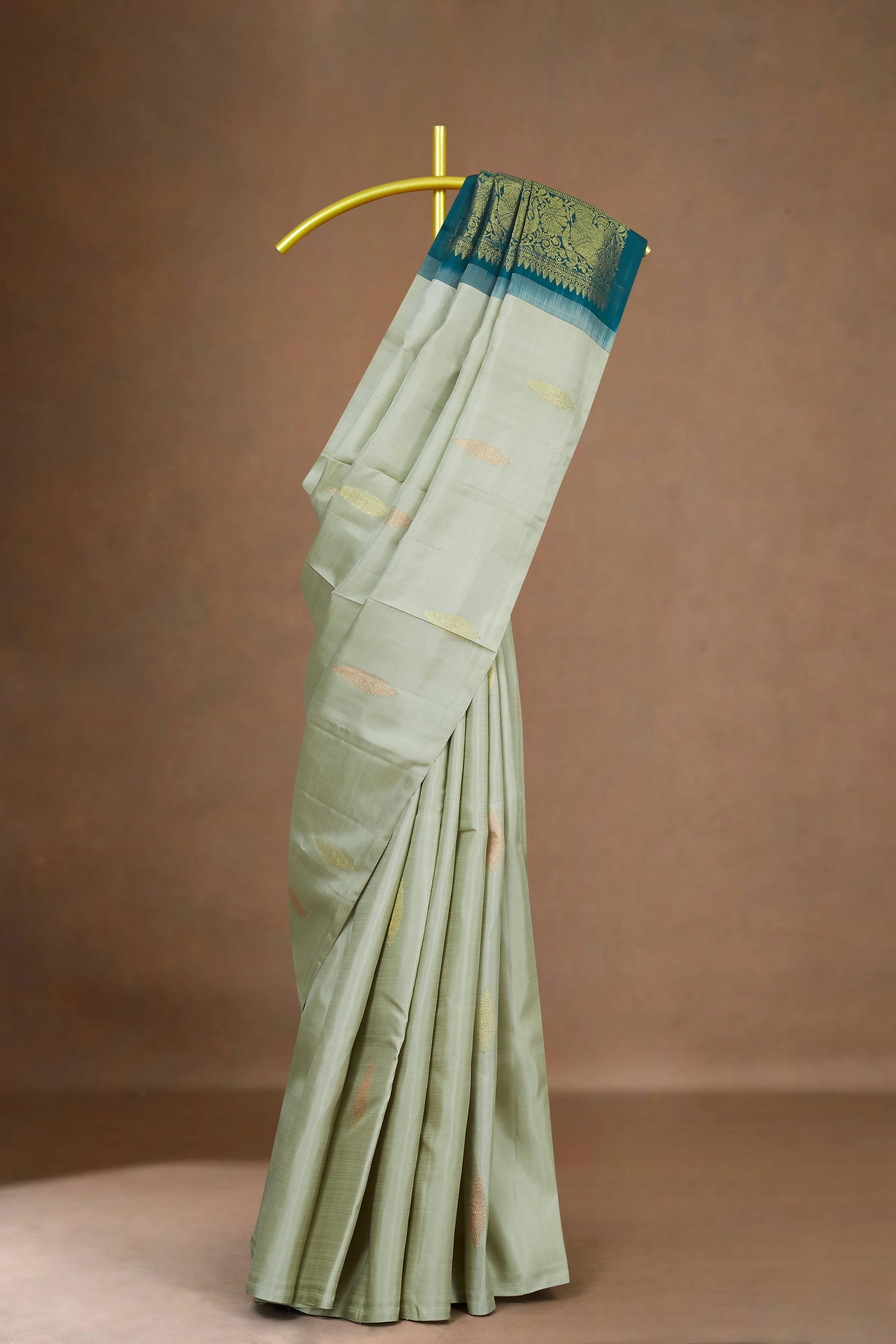 Kanchipuram Border Less