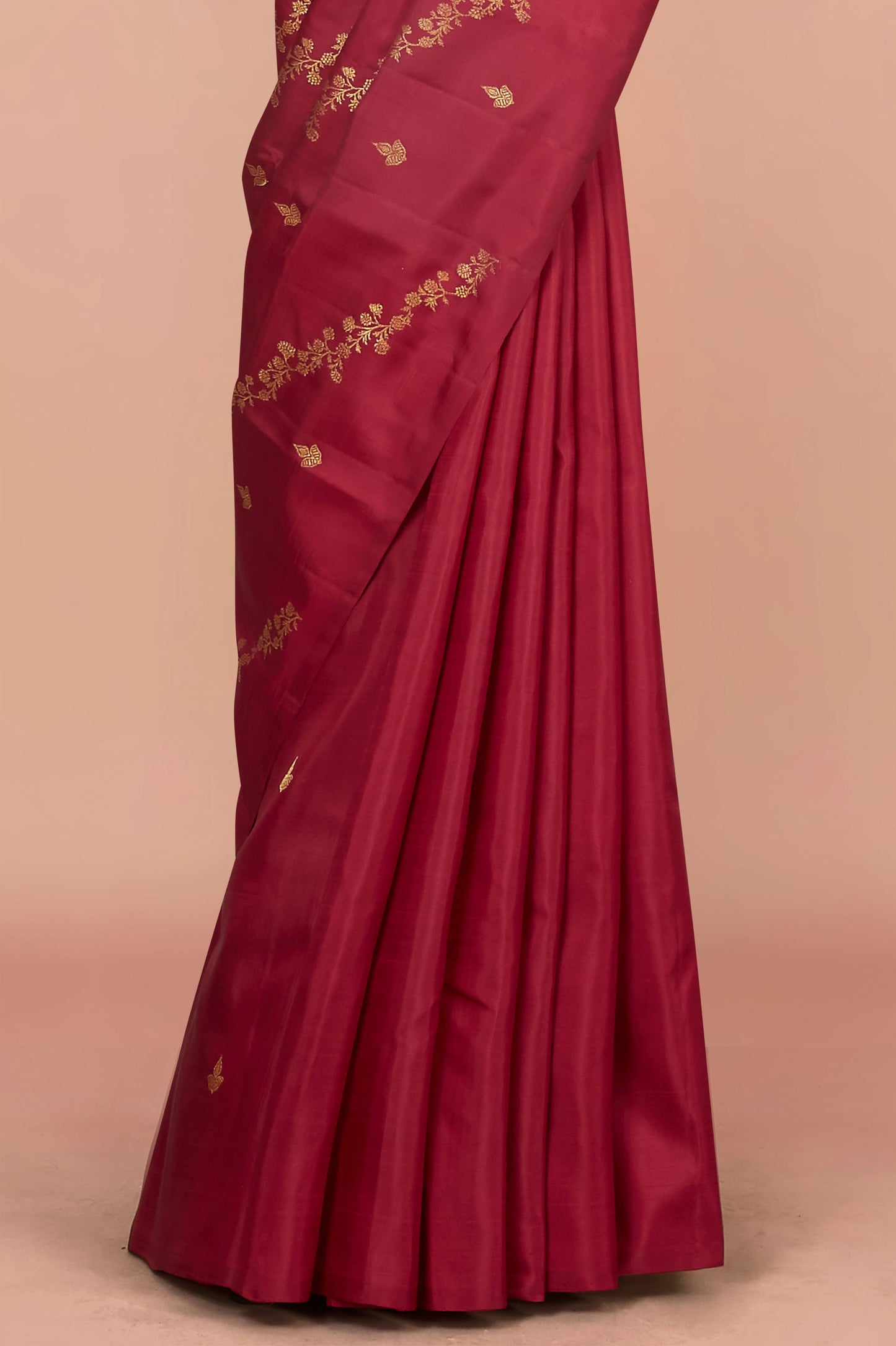 Deep Wine Kanchipuram Borderless Pure Silk Saree with Zari Floral Buttas