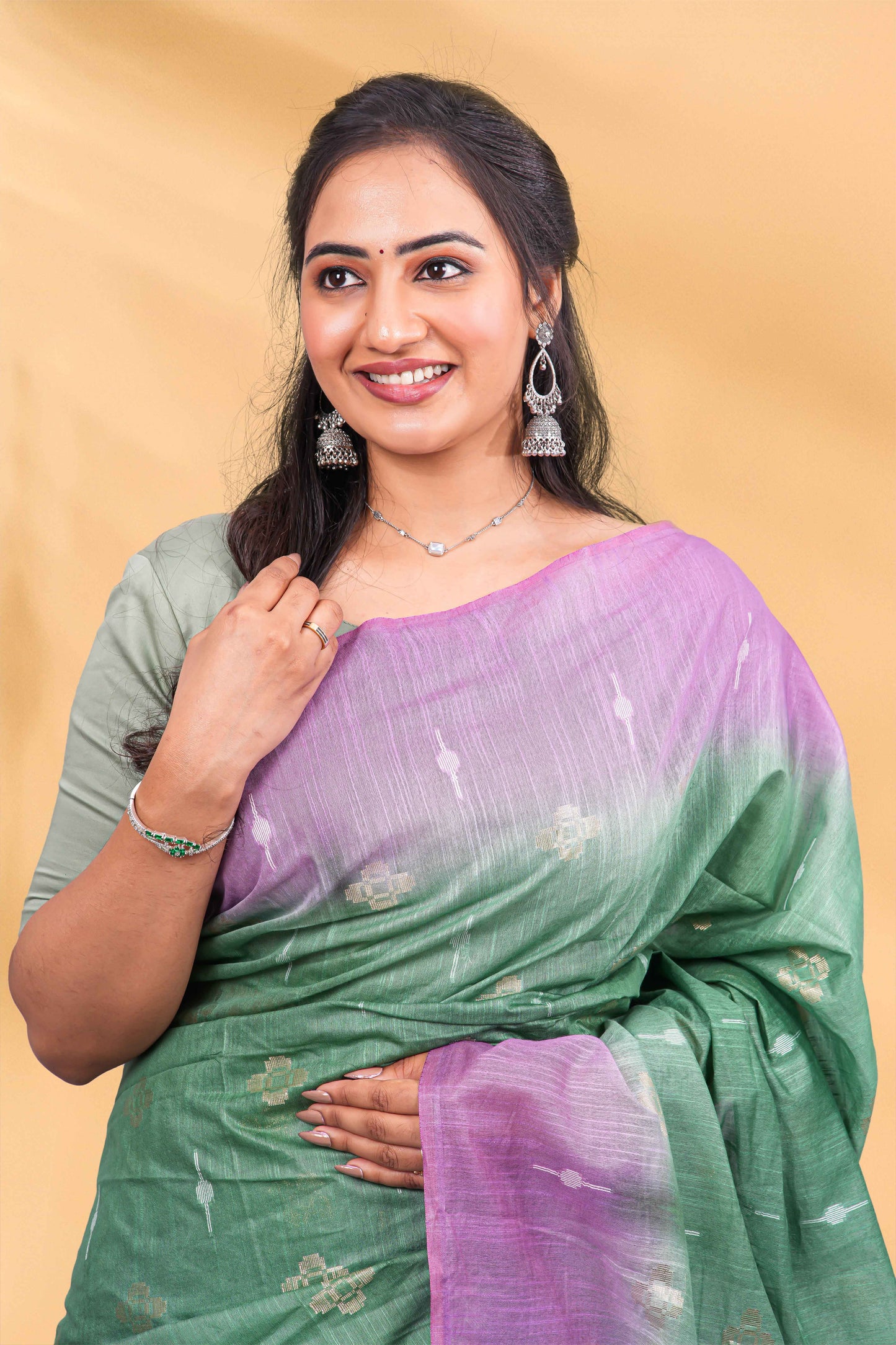 Semi Tussar