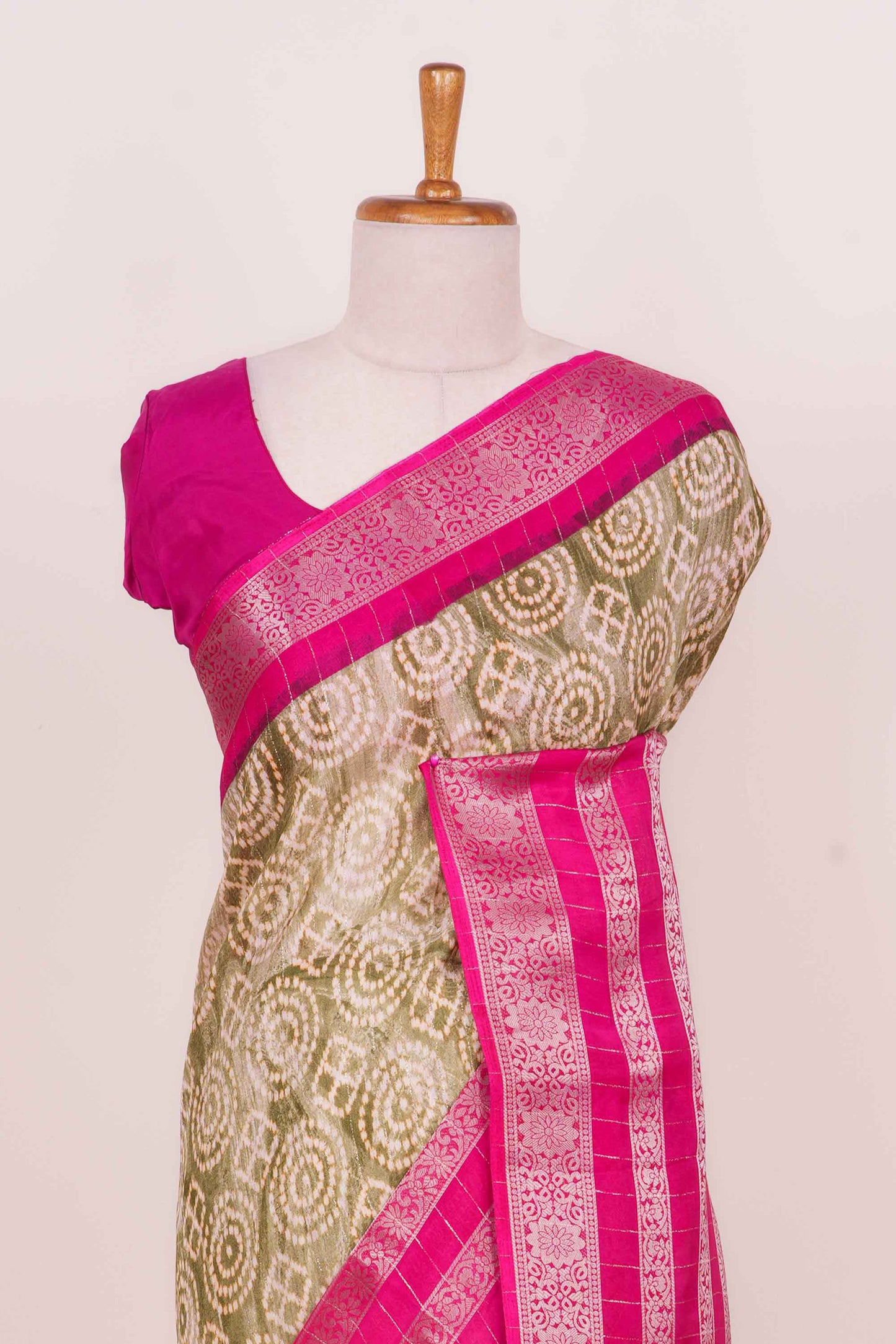 Dola Silk