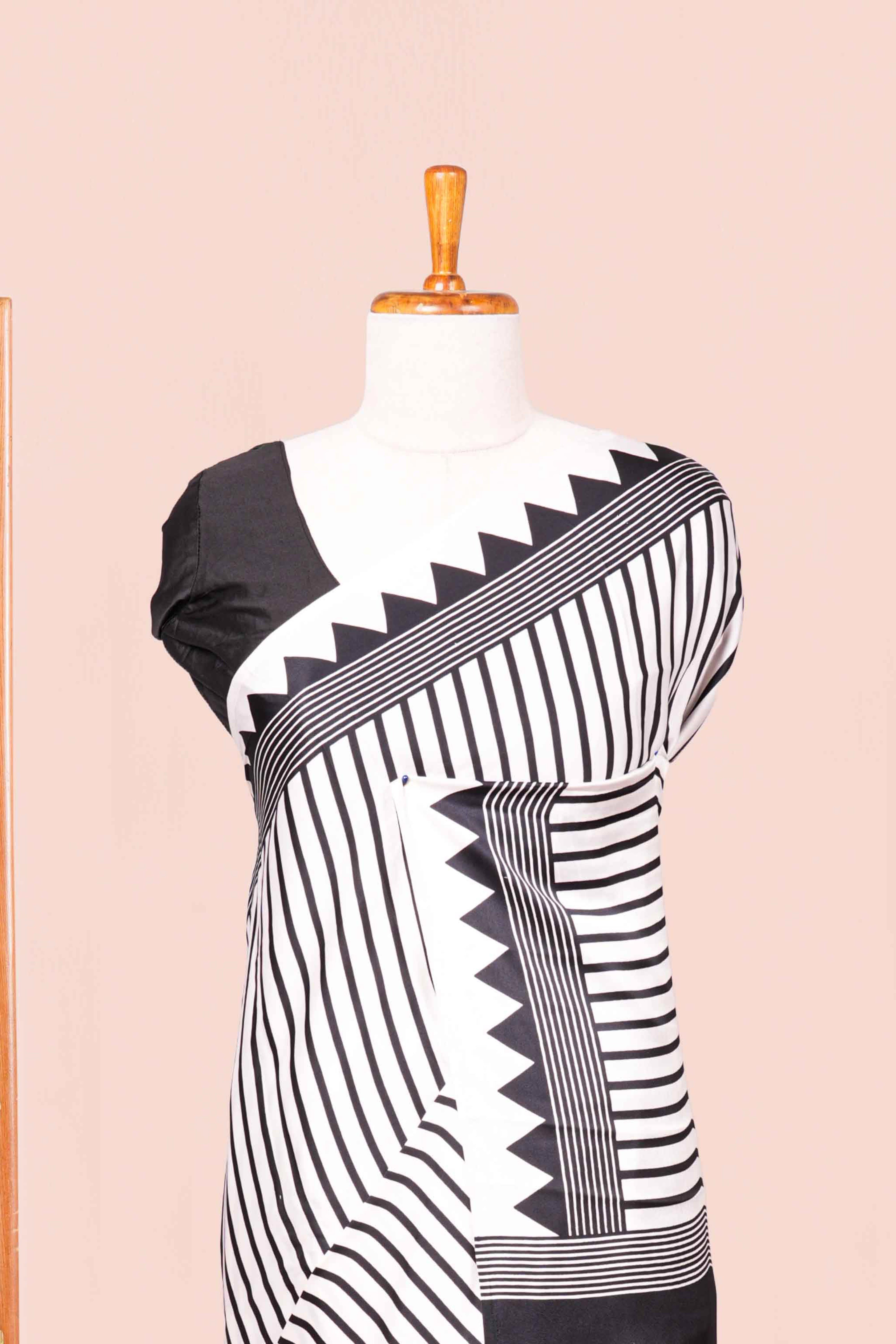 White Modal Silk Saree Lightweight Contrast Vertical Line Printed With Temple Border Circle Butta Design Pallu