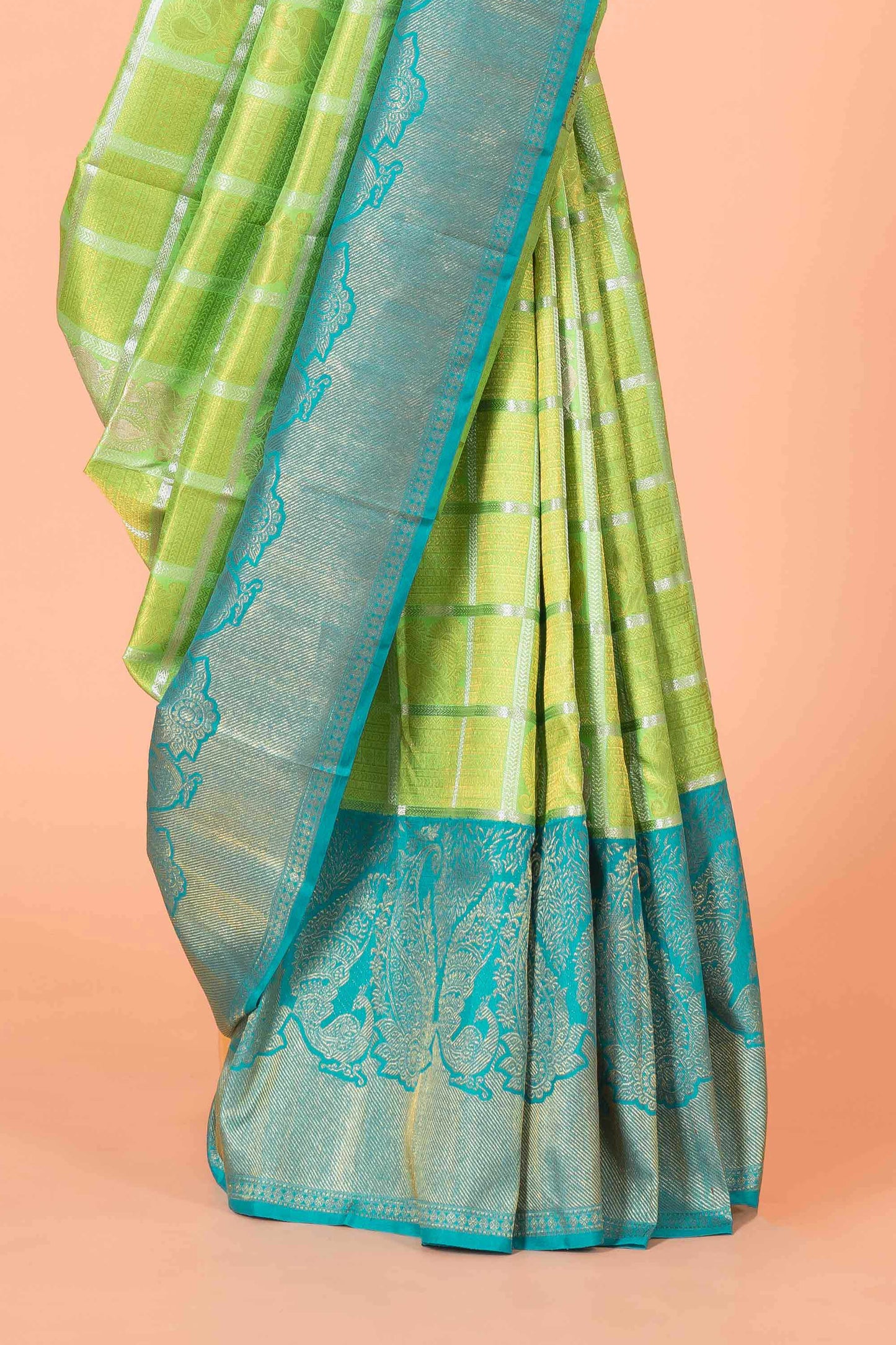 Lime Green Kancheepuram Pattu With Teal Blue Zari Border And Pink Contrast Pallu