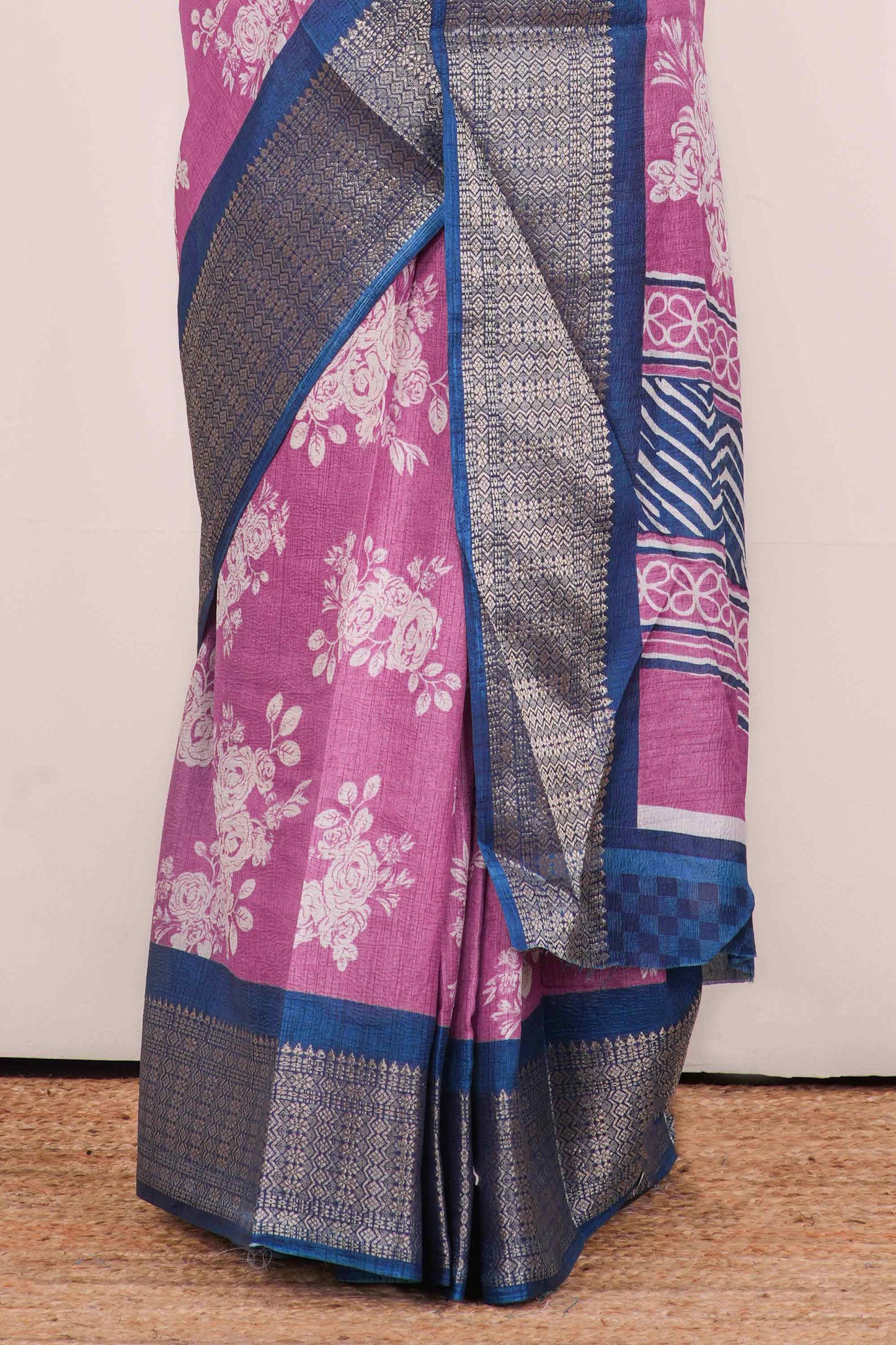 Dola Silk