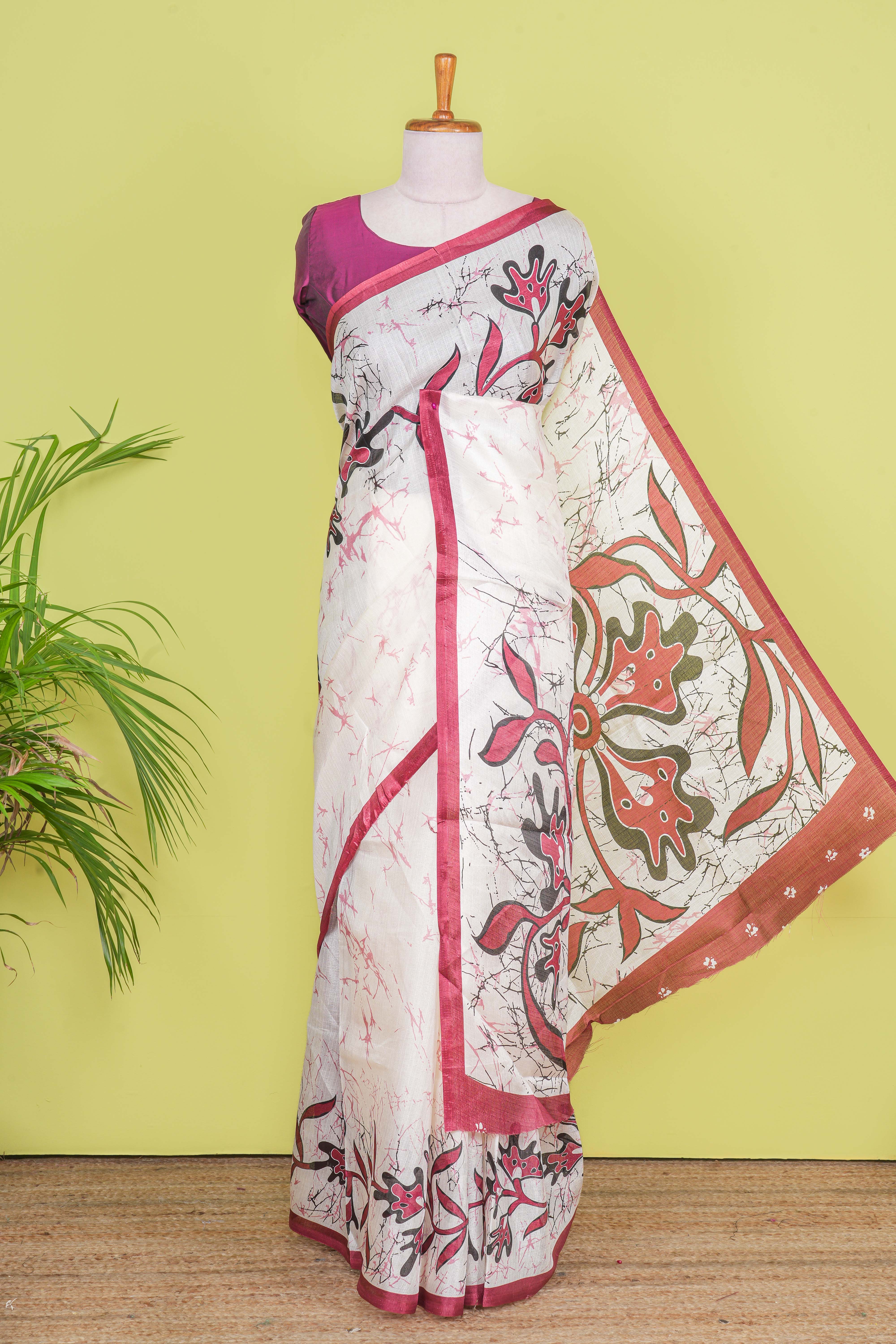 White south cotton Saree DigitalPrint Across The Body With Contrast Border