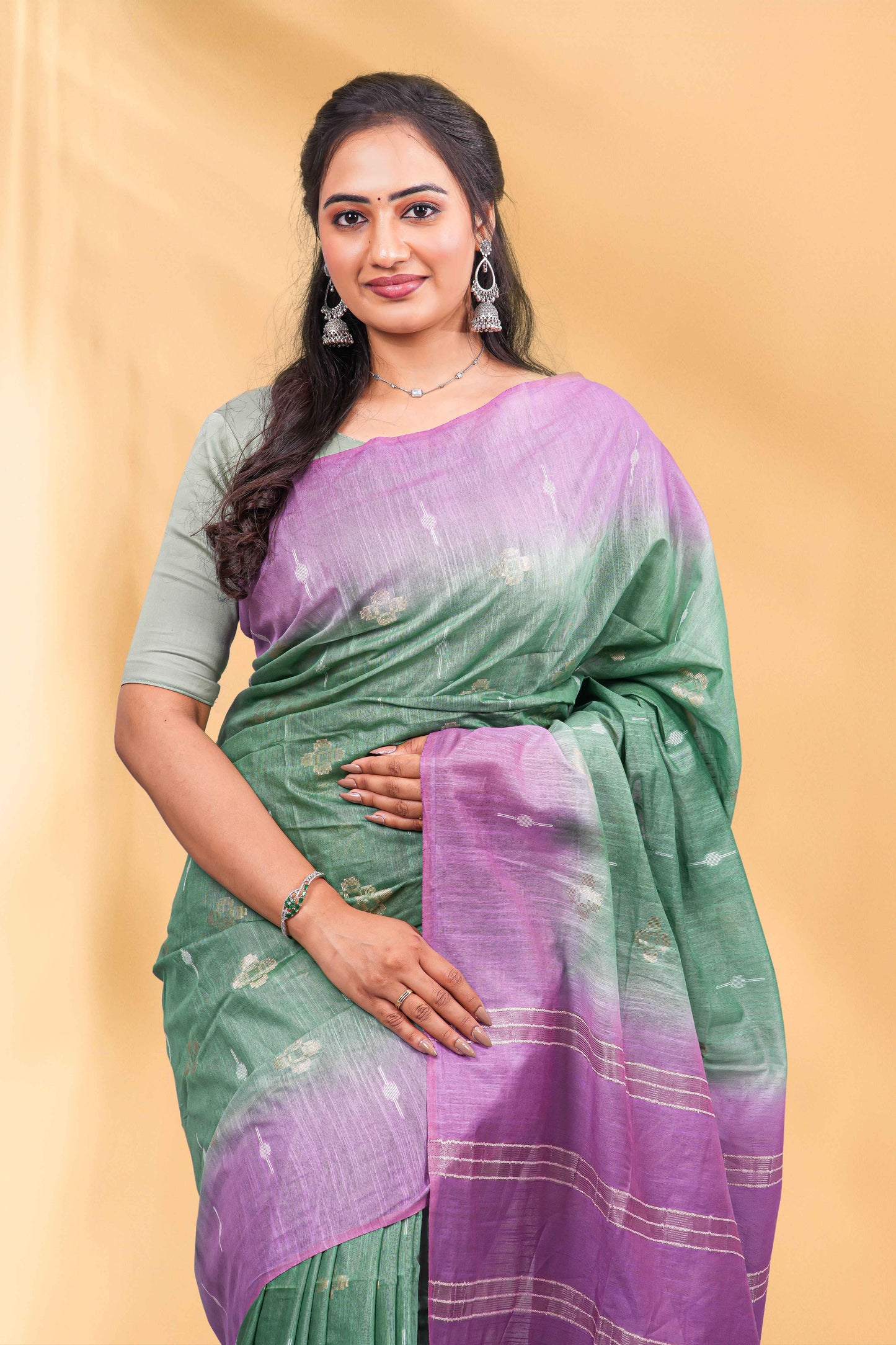 Semi Tussar