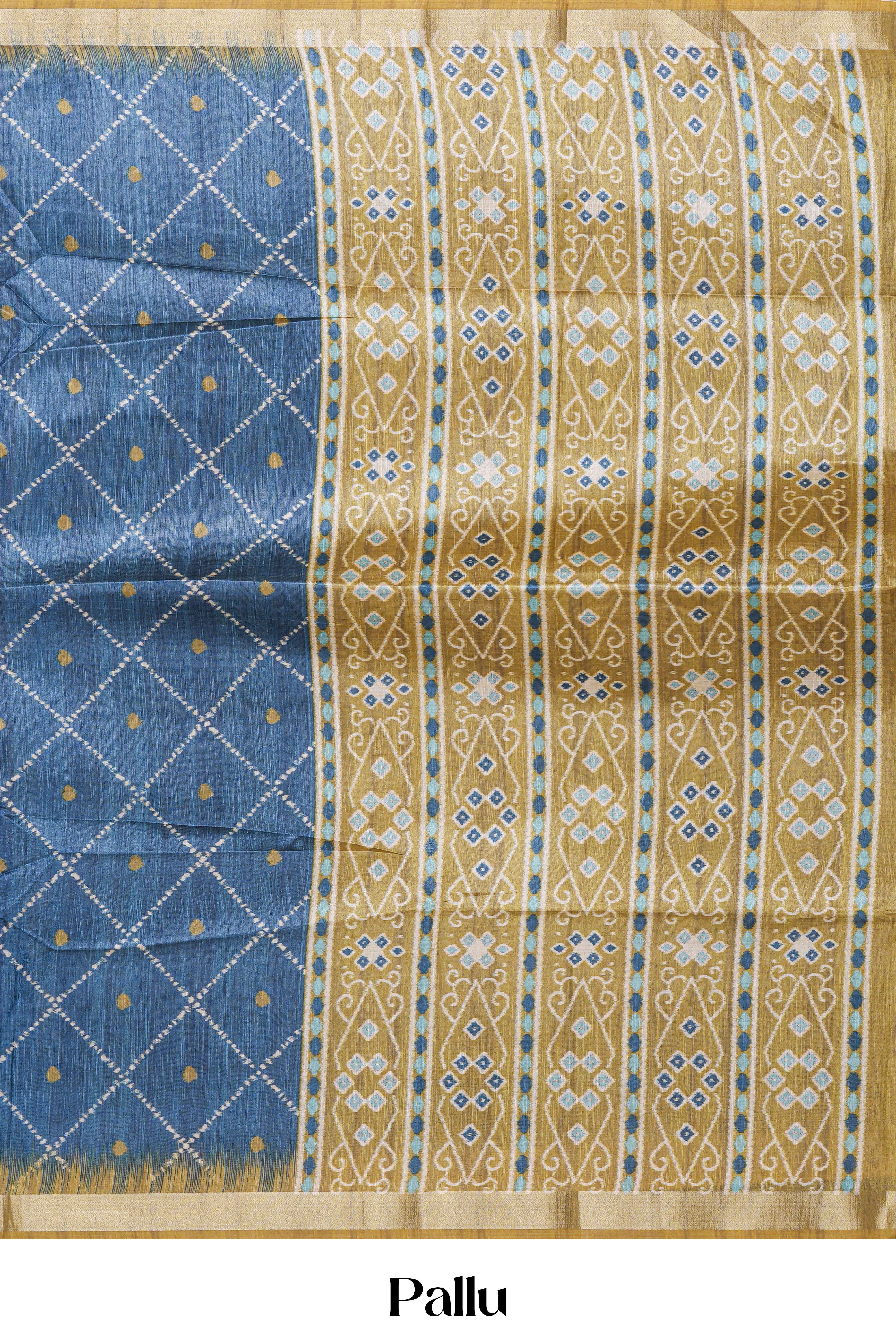 Art Tussar All Over Bandhani Print With Contrast Pallu Along With Blouse