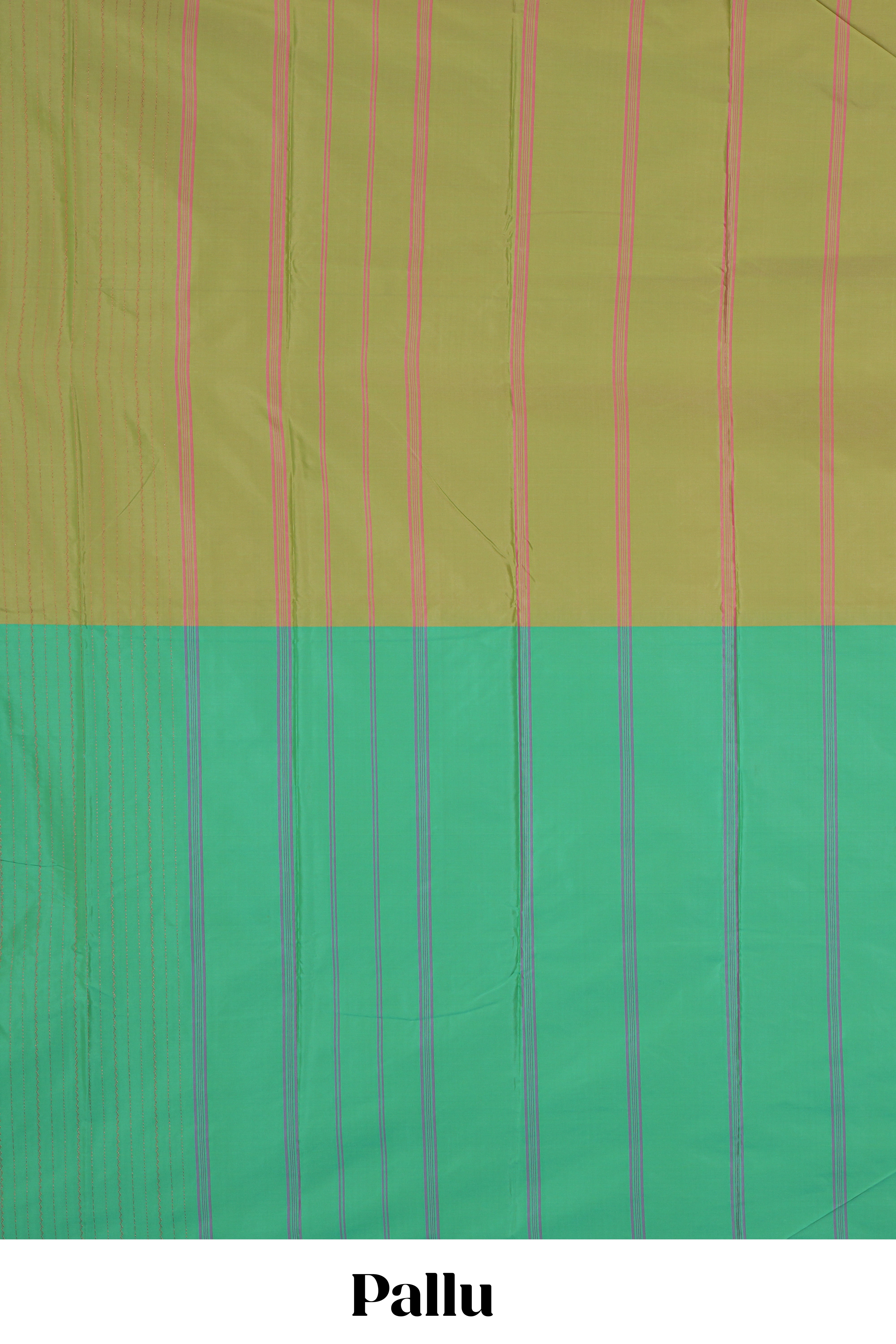 Borderless green dual tone striped design arani gift saree with self pallu and matching blouse