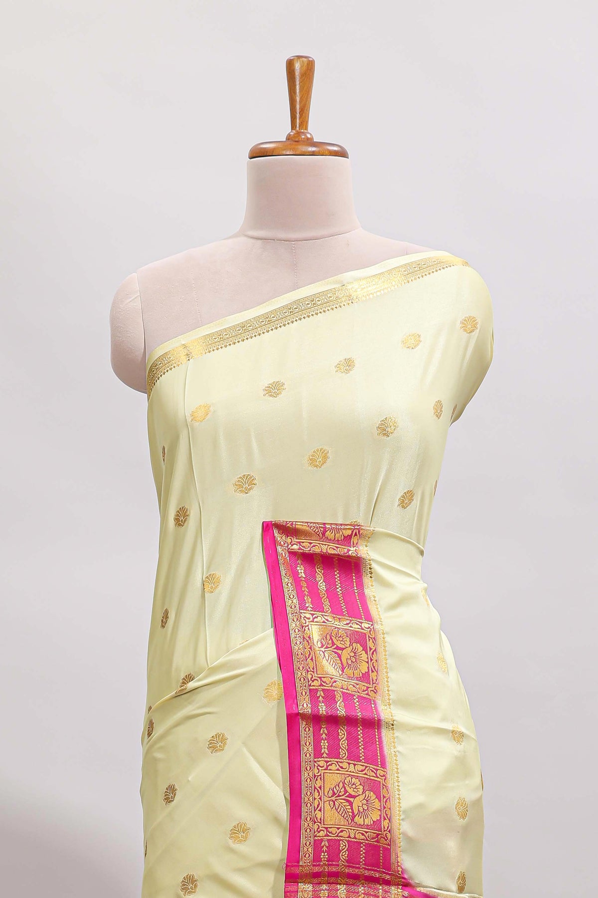 Cream butta designed art mysore silk saree with contrast zari border and blouse