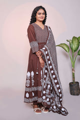 Brown Floral Print A-Line Anarkali Kurta Set with V-Neck, 3/4 Sleeves and Self Bottom