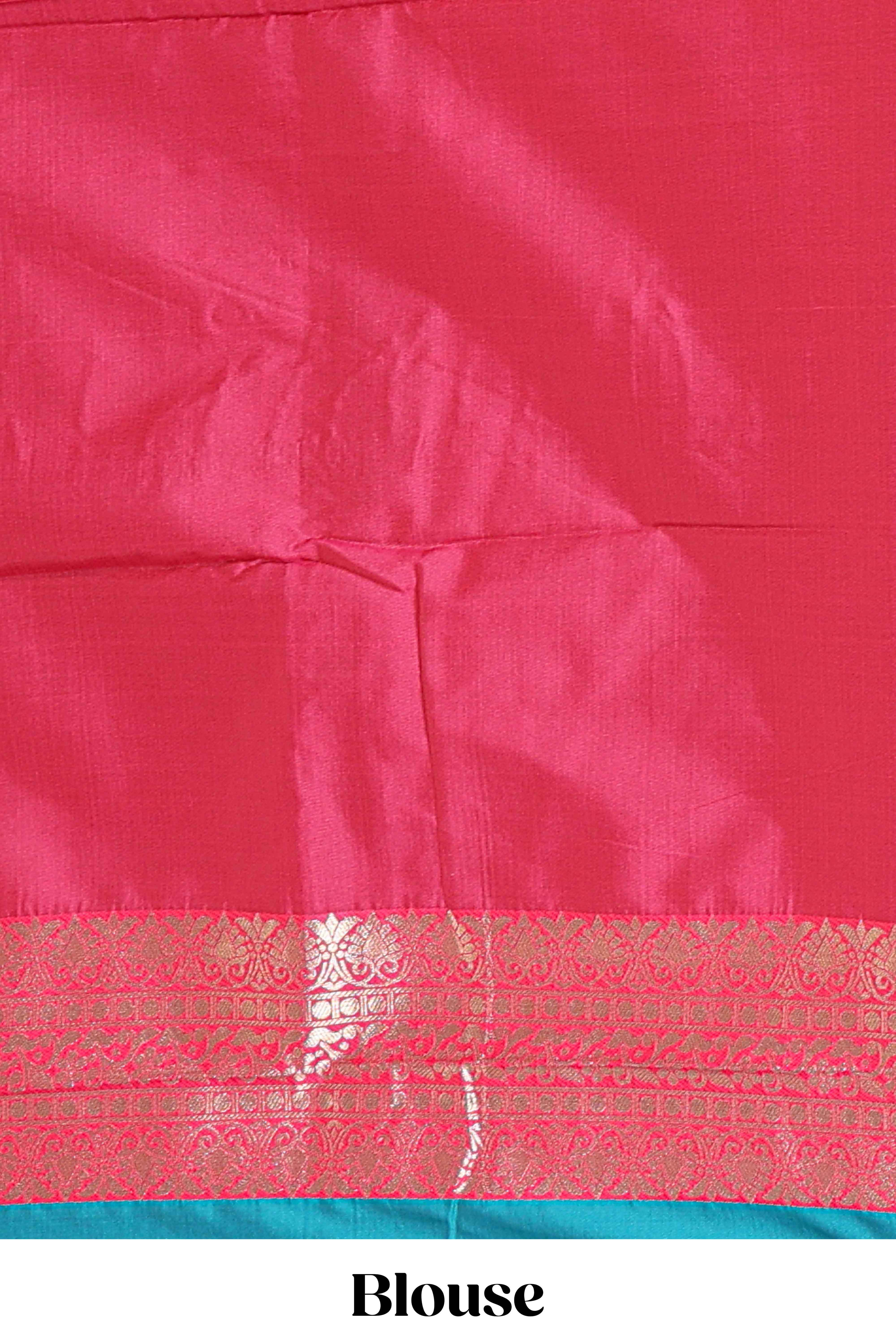 Peacock Green Checked Art Silk Saree with Rich Gold Zari Border and Grand Zari Woven Pallu with Contrast Blouse