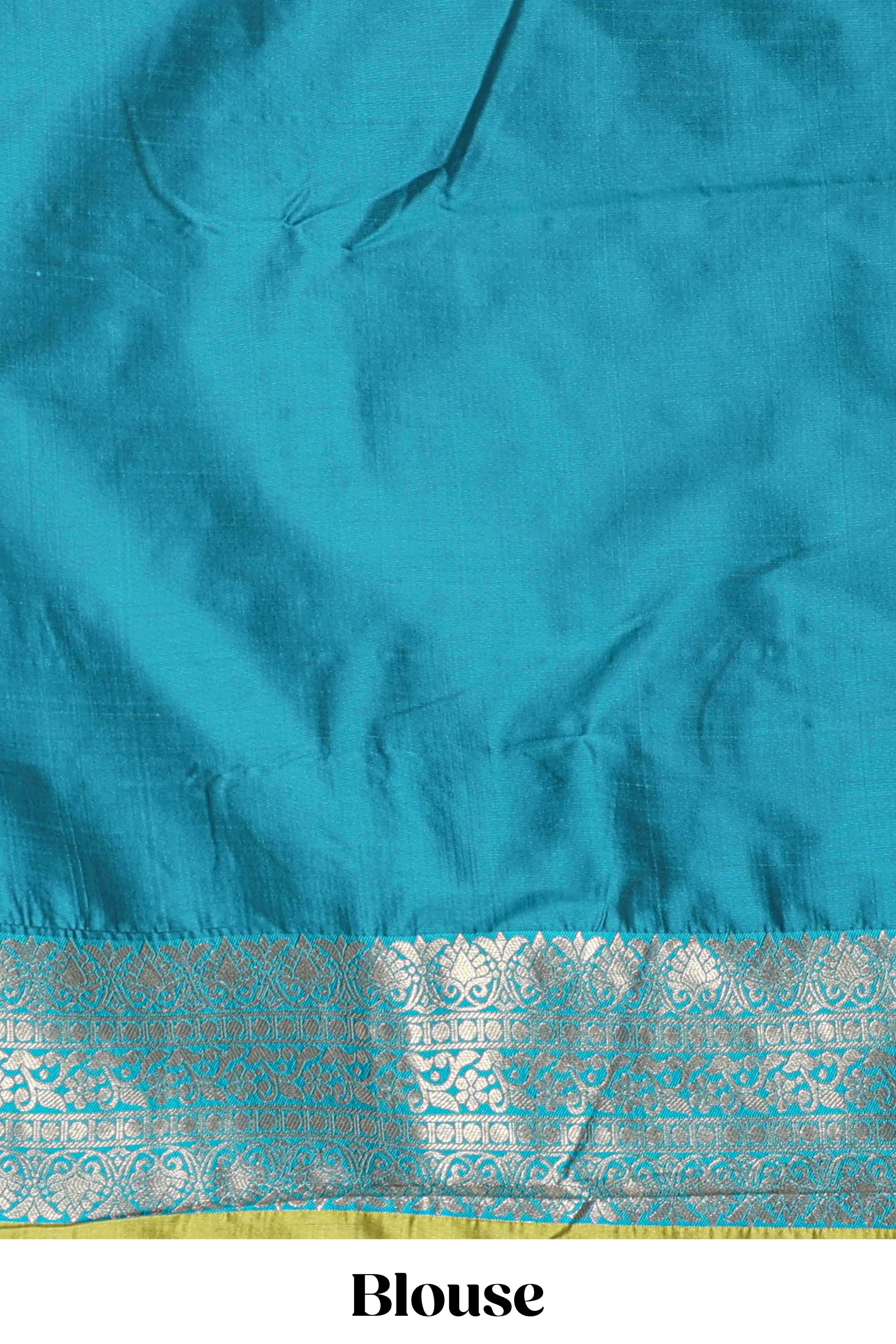 Green Checked Art Silk Saree with Rich Gold Zari Border and Grand Zari Woven Pallu with Contrast Blouse