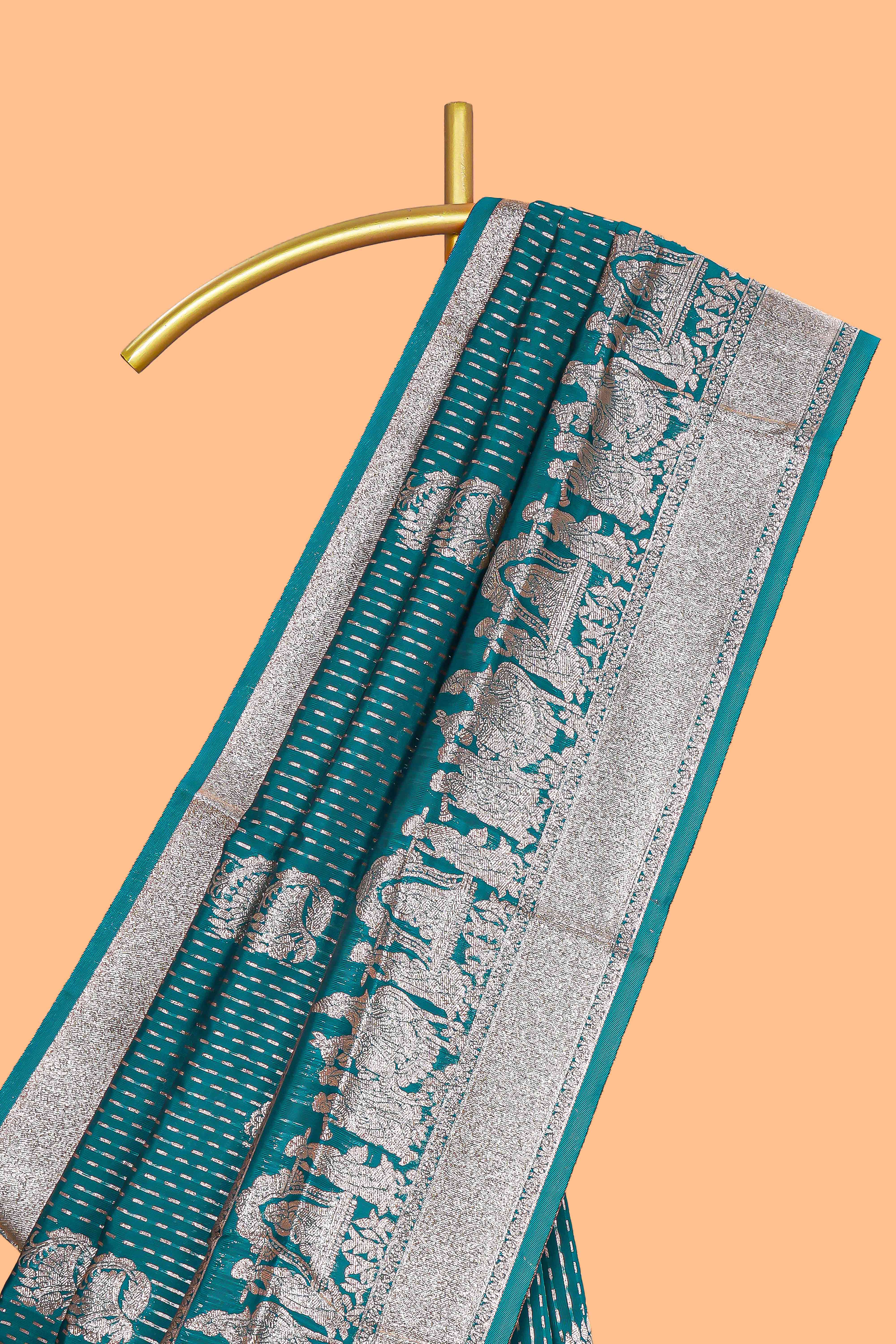 Green floral motifs design art silk saree with self traditional palak design border and contrast blouse