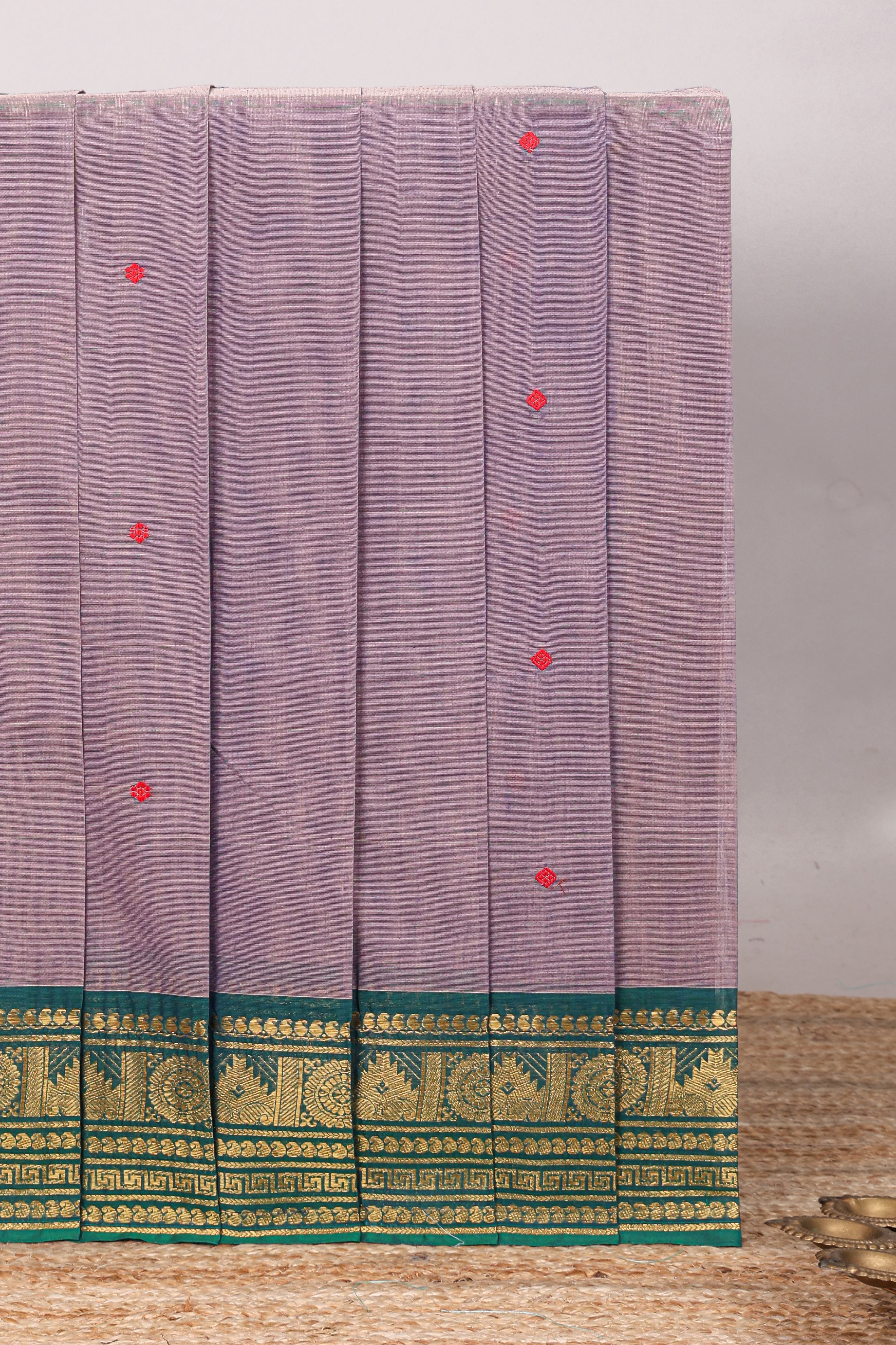 Mauve lavender motifs design chettinad cotton saree with contrast border and matching blouse