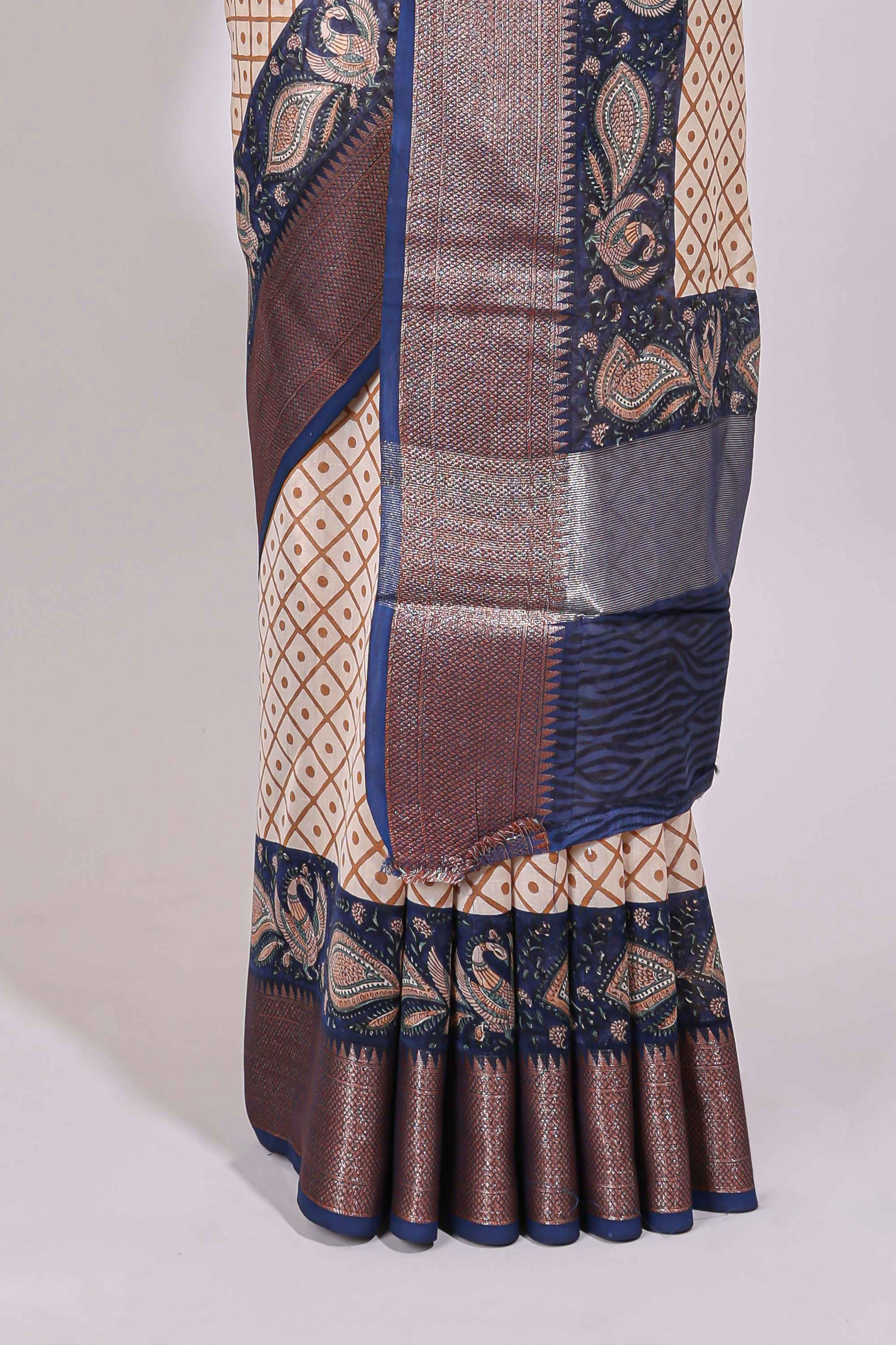 Cream geometric checked motifs chanderi cotton saree with contrast zari border and printed blouse