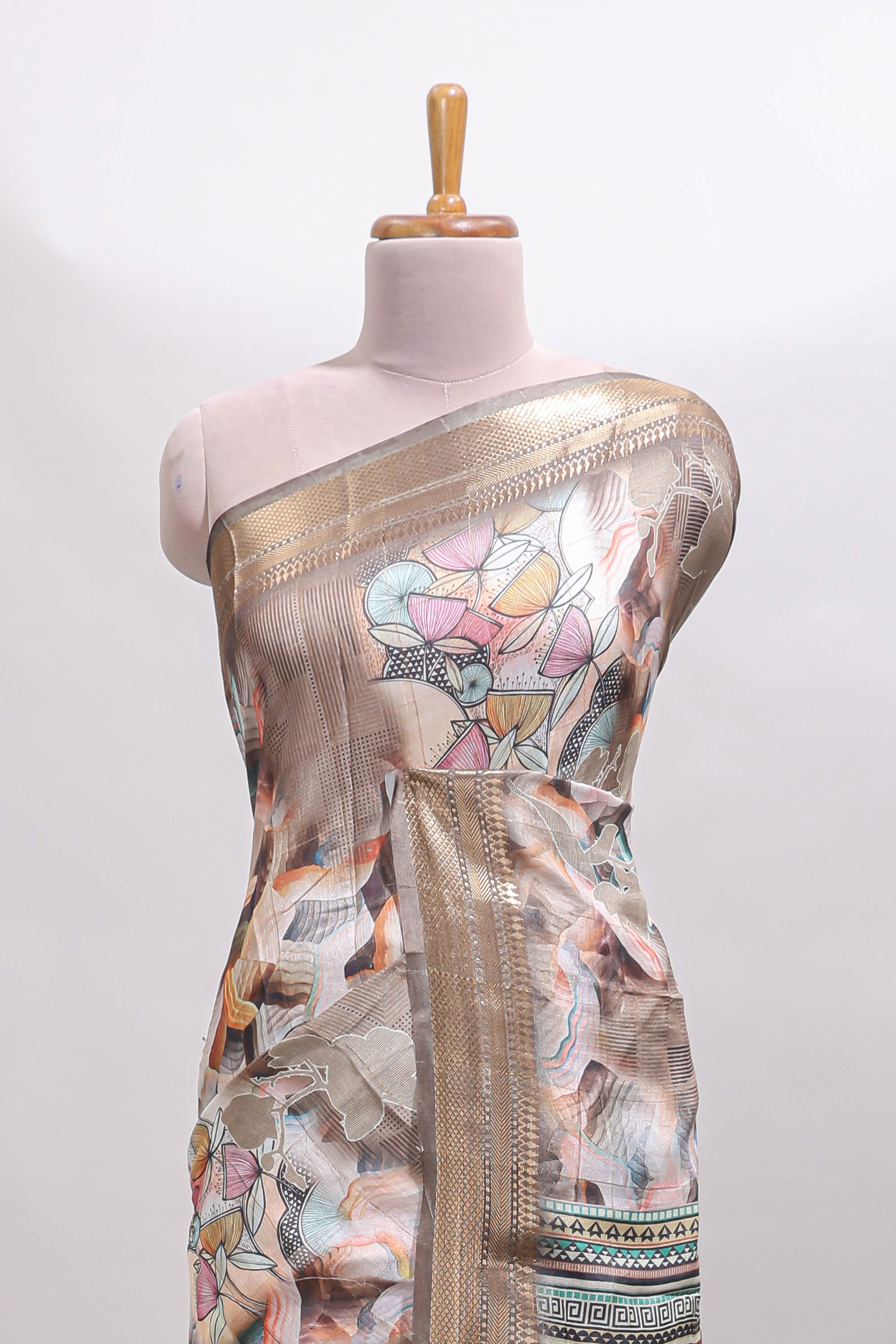 Brown floral design dola silk saree with sellf zari border and matching blouse