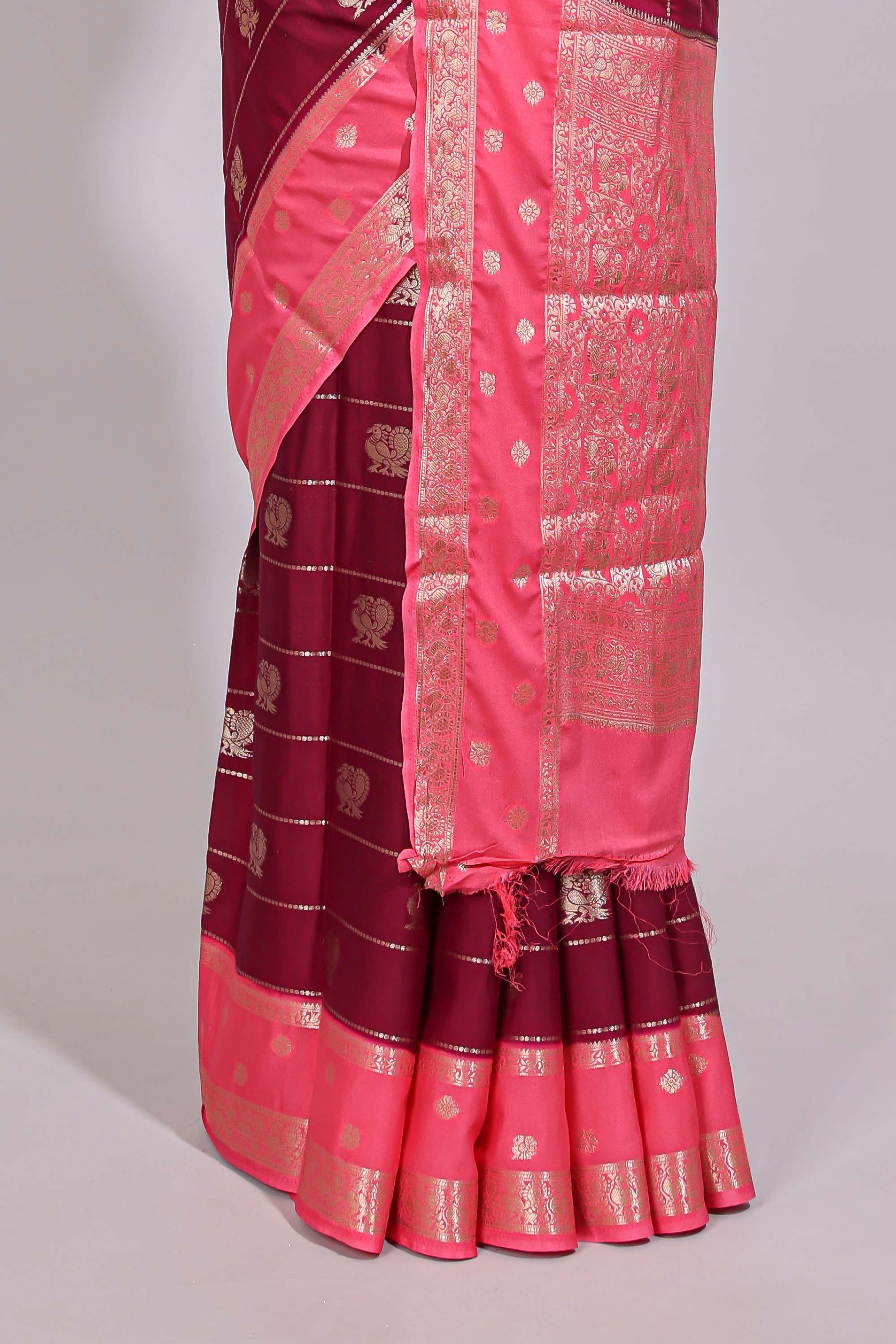 Maroon striped bird zari butta dola silk saree with contrast zari border and blouse