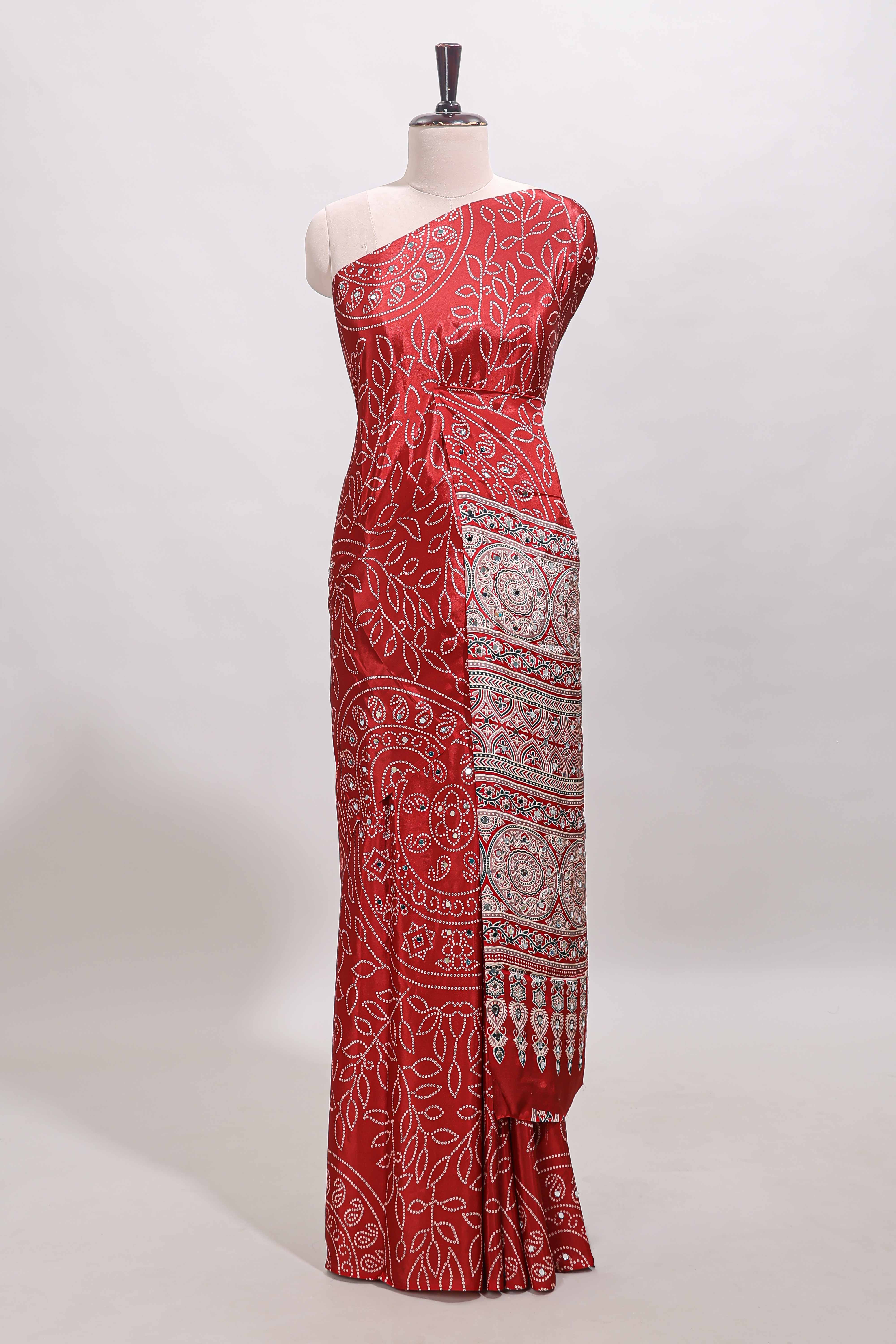 Borderless red floral design georgette saree with printed pallu and matching blouse