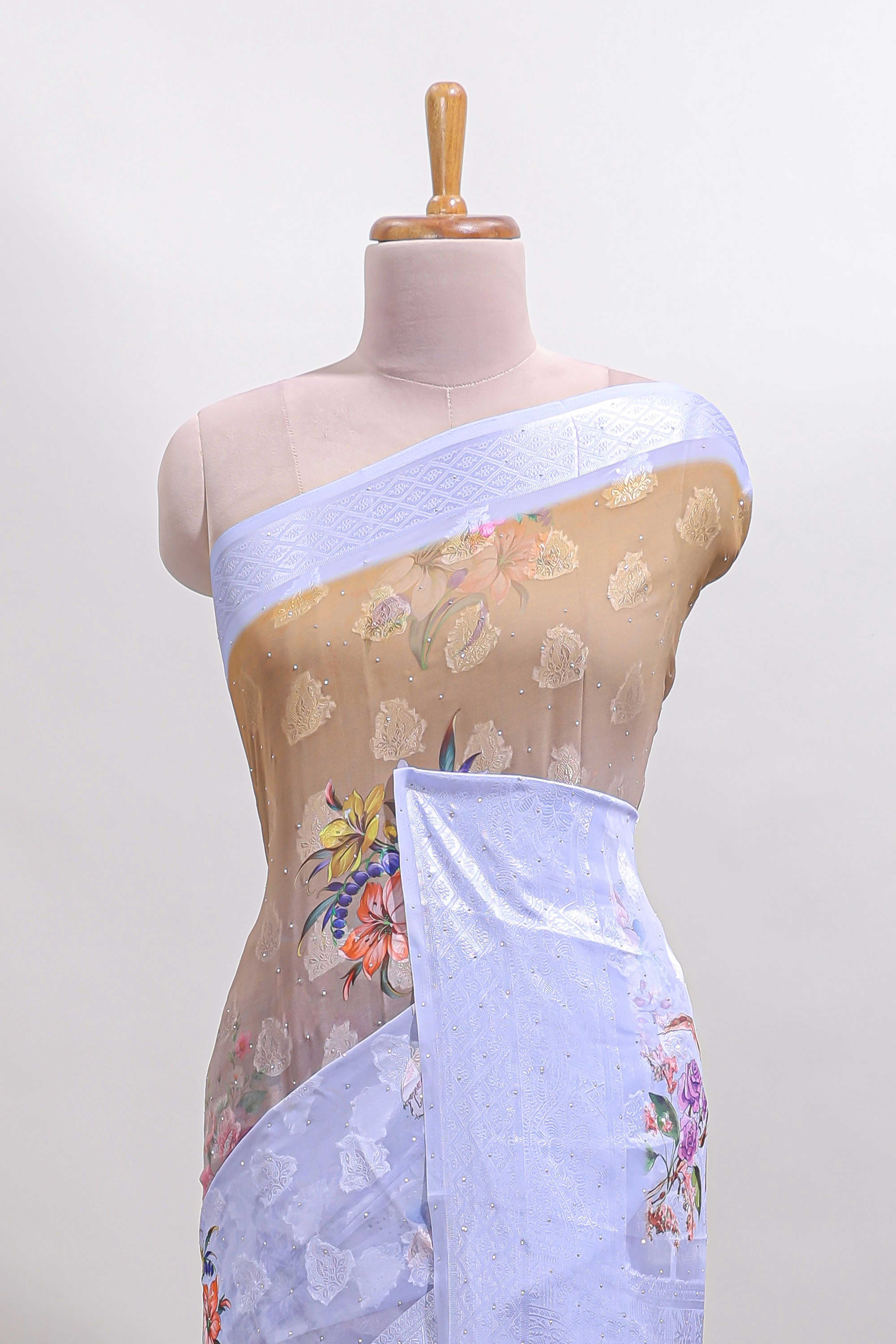 Sandal floral design georgette saree with contrast zari border and blouse