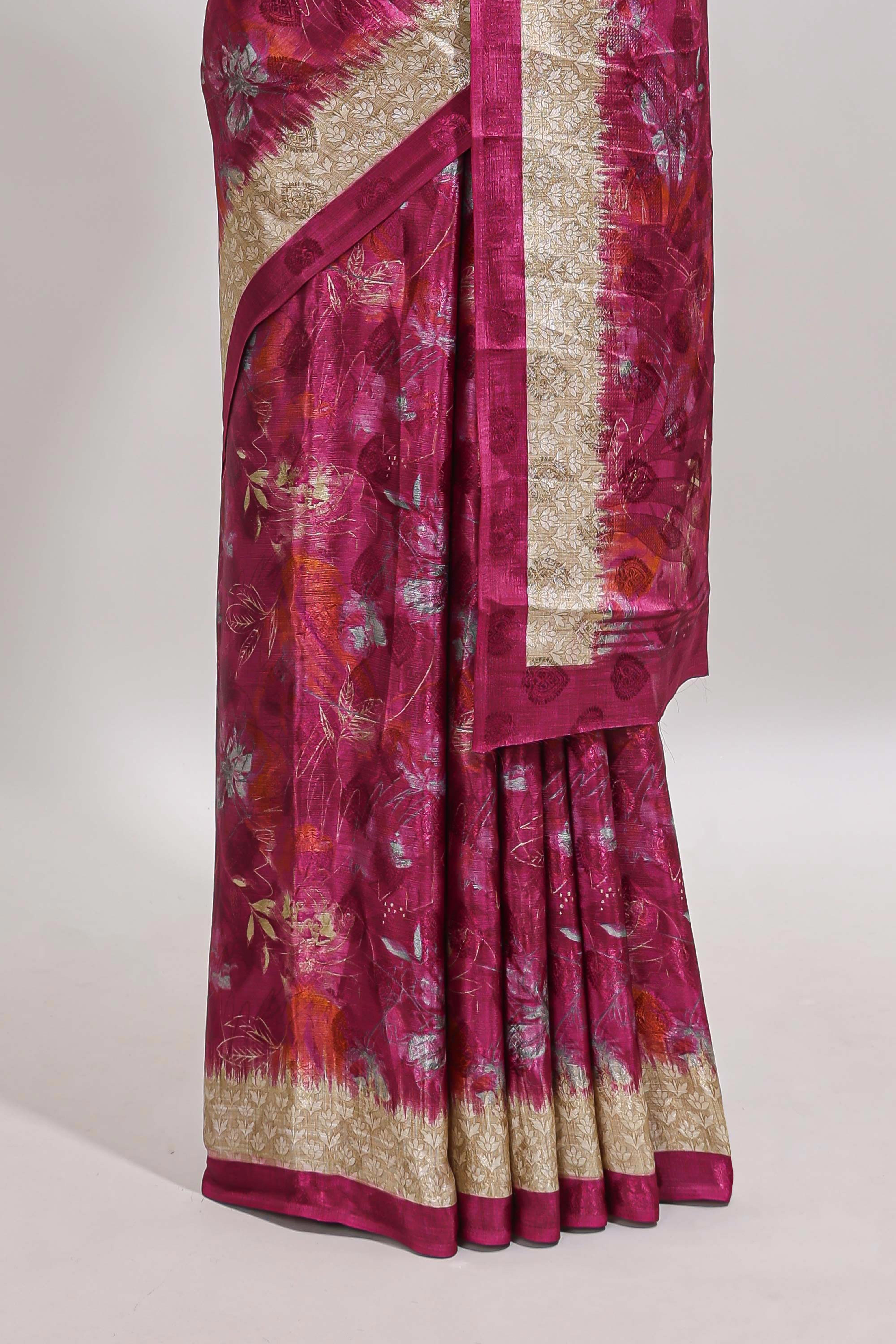 Magenta floral design georgette saree with contrast border and matching blouse