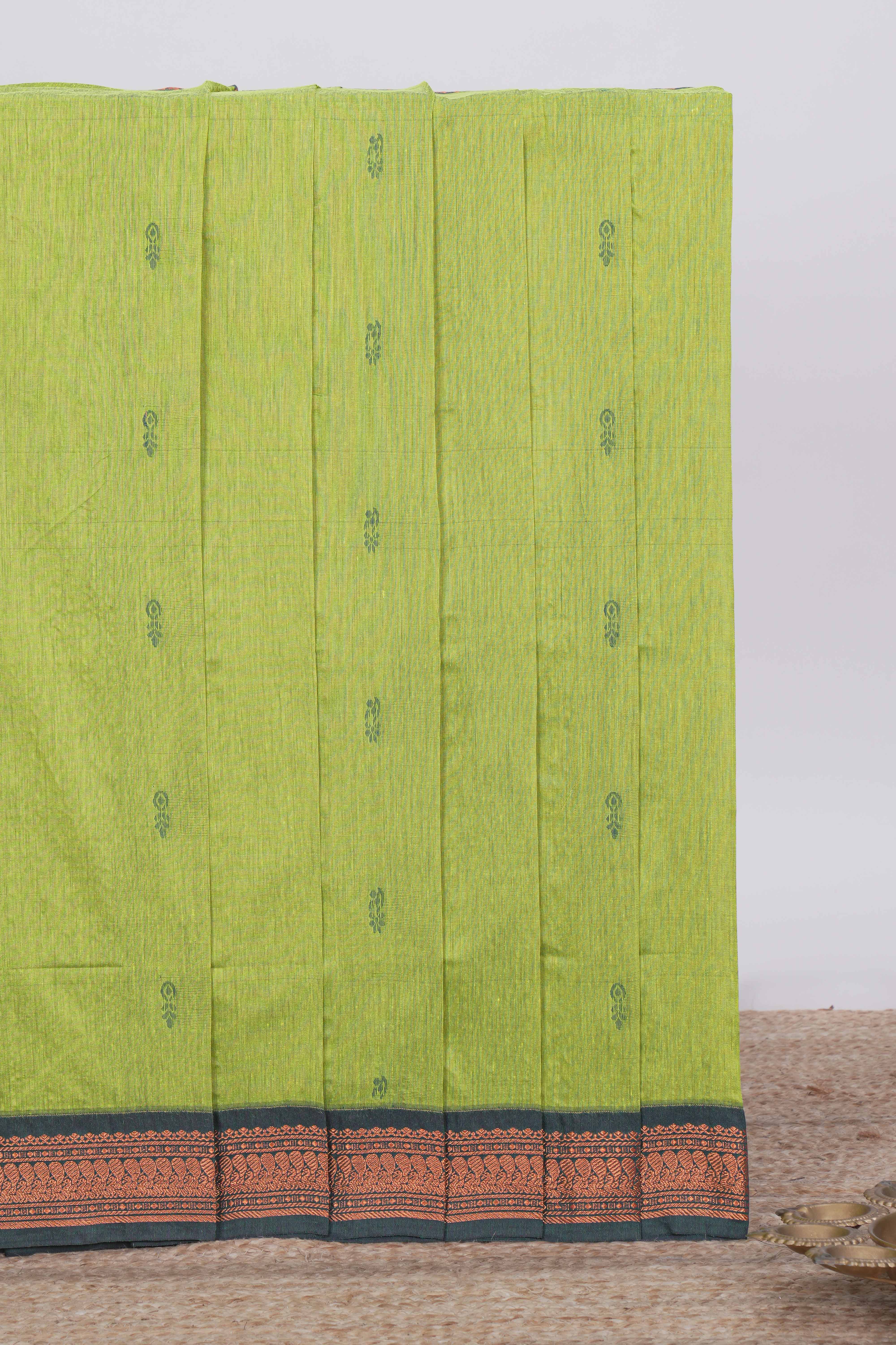Green motifs design kalyani cotton saree with contrast border and striped pattern pallu