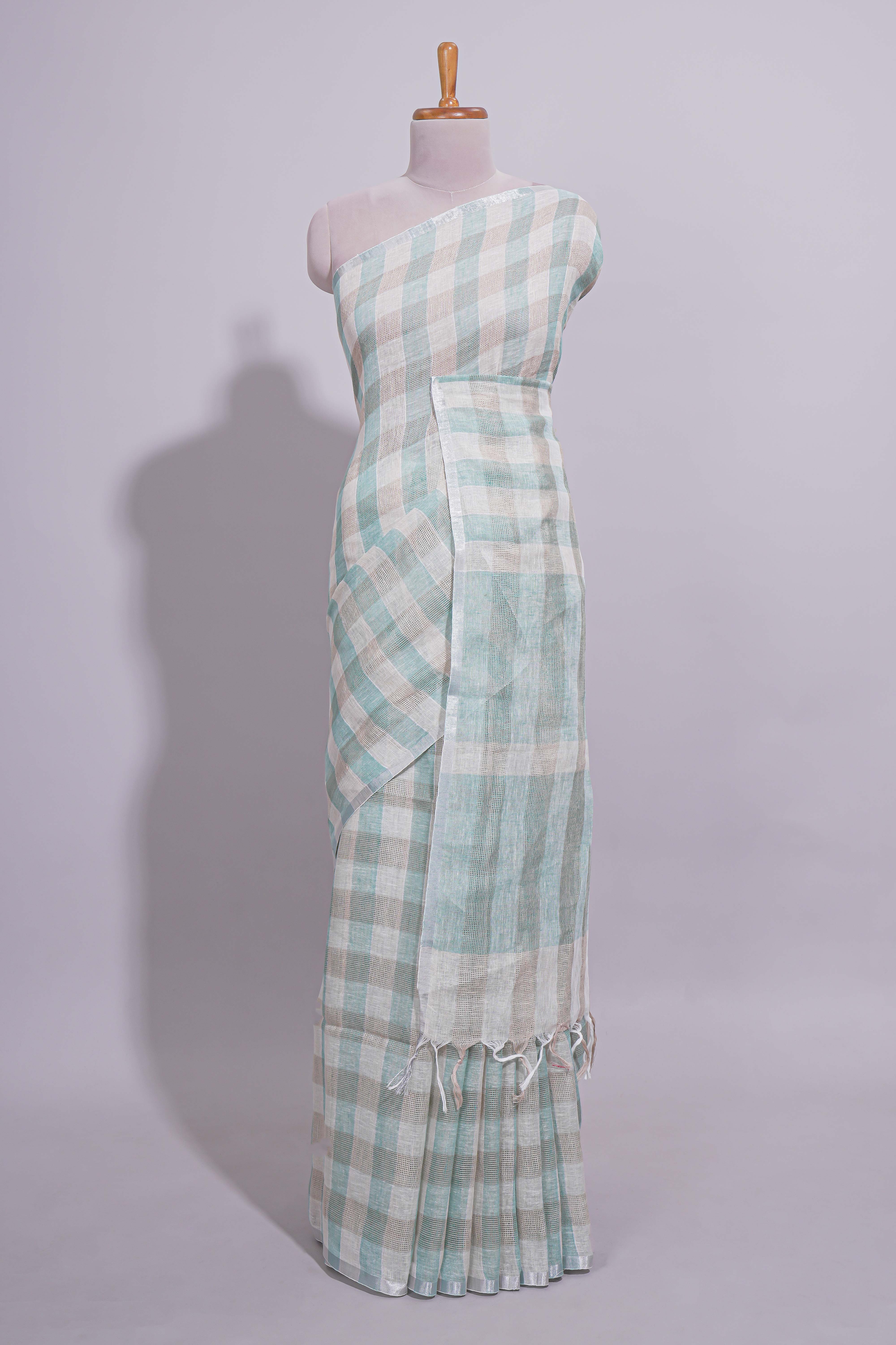 Light Green Checked Linen Cotton Saree with Matching Pallu and Contrast Blouse