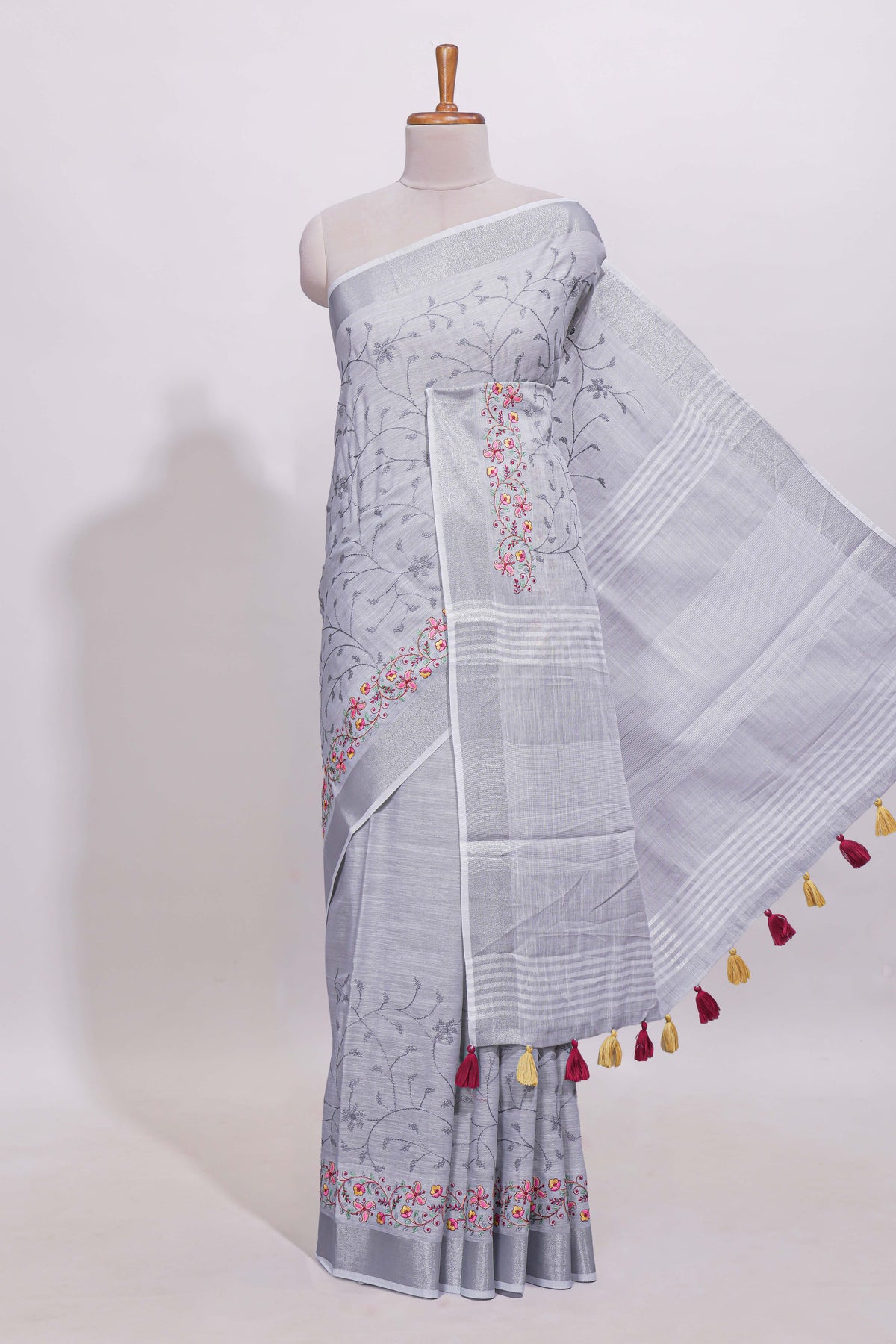Grey floral designed linen cotton saree with self border and matching blouse