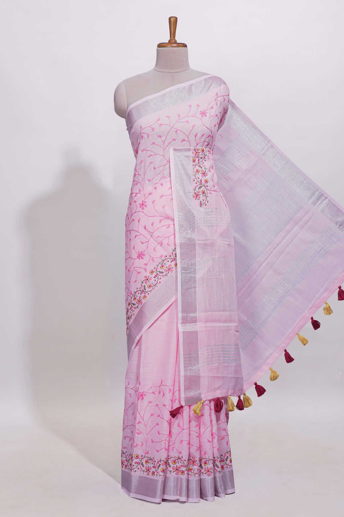 Light pink floral designed linen cotton saree with self border and matching blouse
