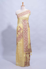 Powder Yellow colour munga cotton vertical thread lines thread weaving border with floral jaal thread pichwai pallu and self small butta blouse