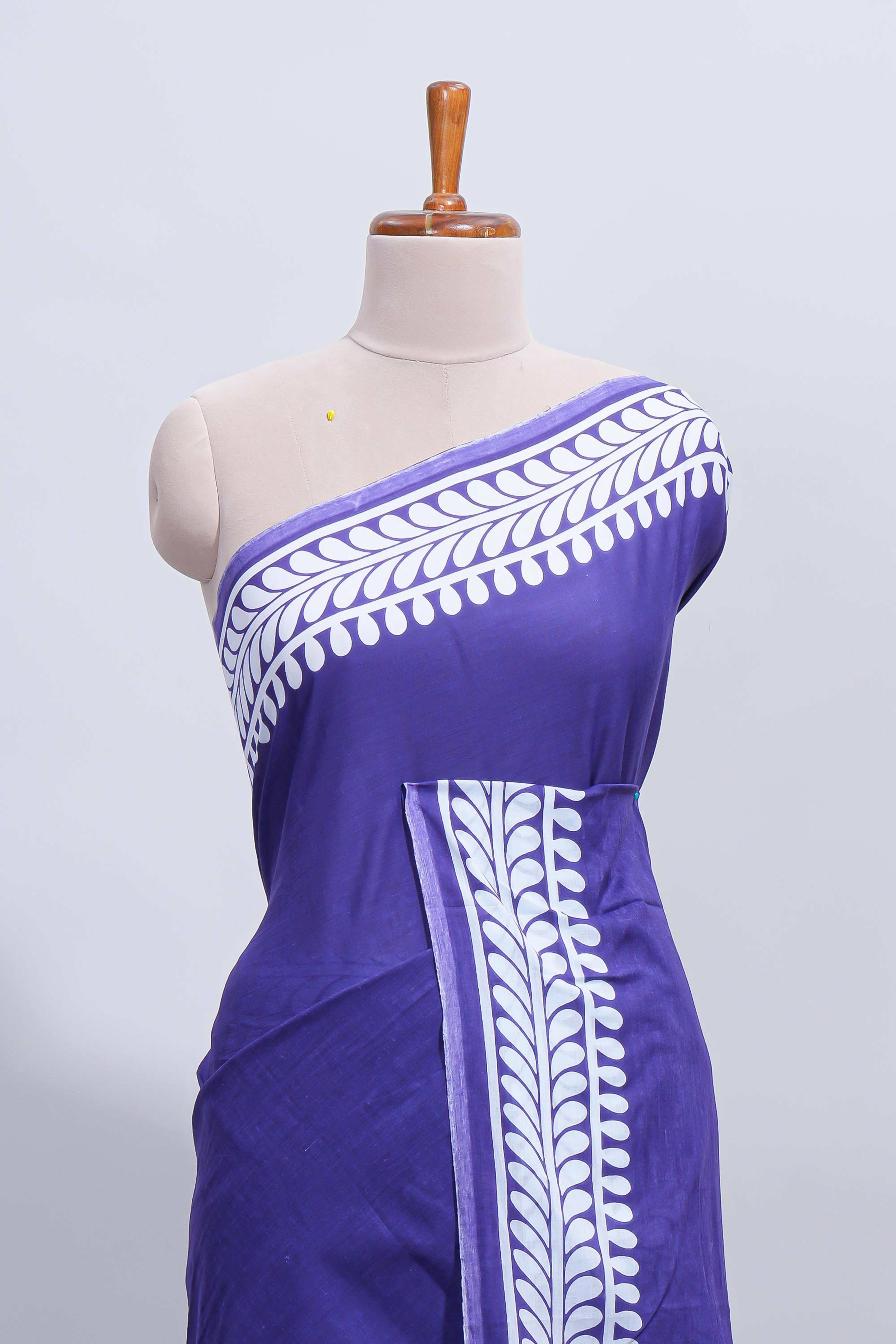 Violet plain mul mul cotton saree with self border and matching blouse