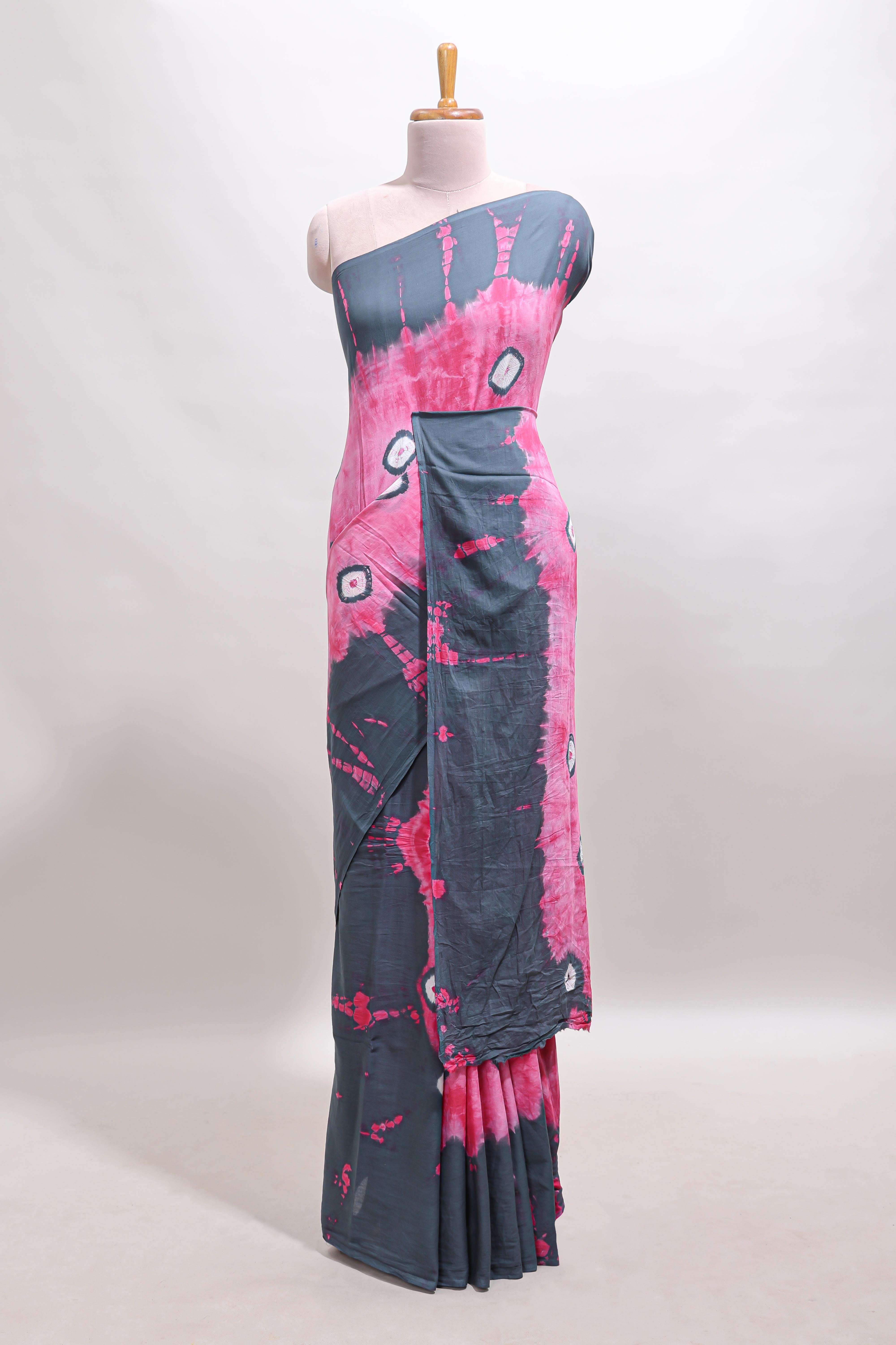 Pink shibori print motifs mul mul cotton saree with contrastborder and blouse