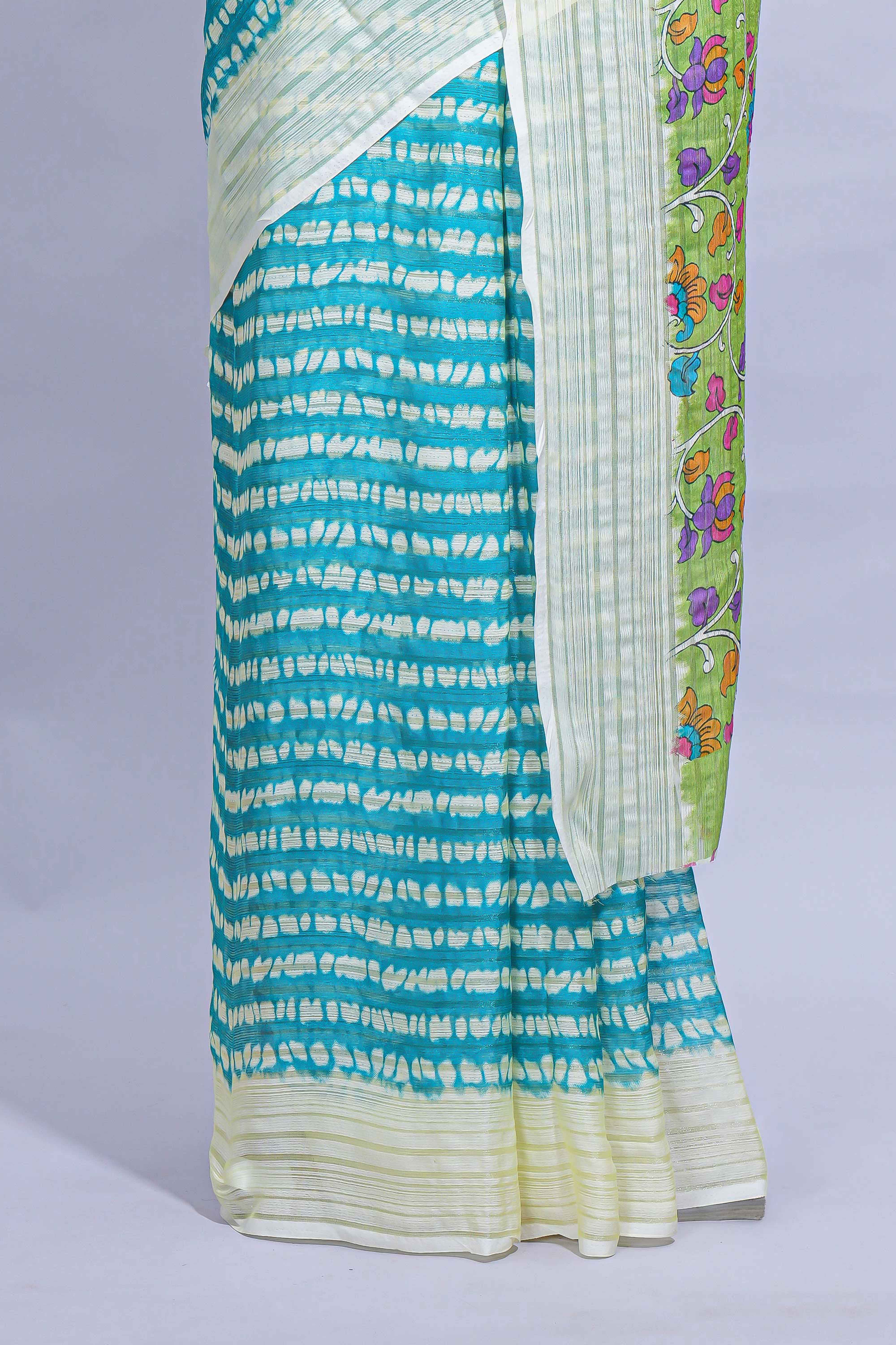 Blue colourshibori printed marsh mellow saree with contrast border and matching printed blouse