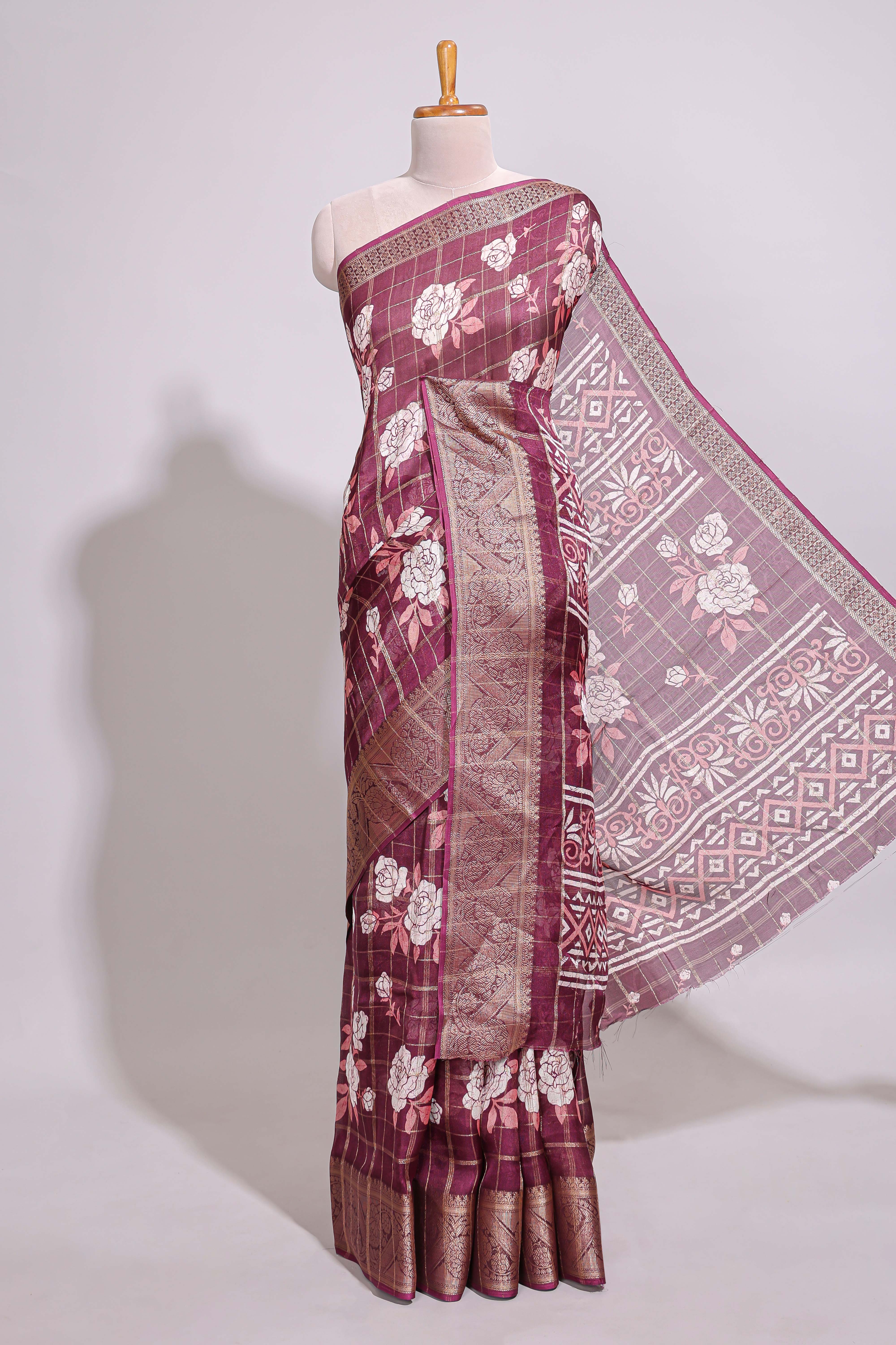 Maroon checked floral design marsh mellow saree with self zari border and matching blouse