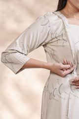 Off White floral printed A-line maternity wear with 3/4 sleeves and keyhole neck