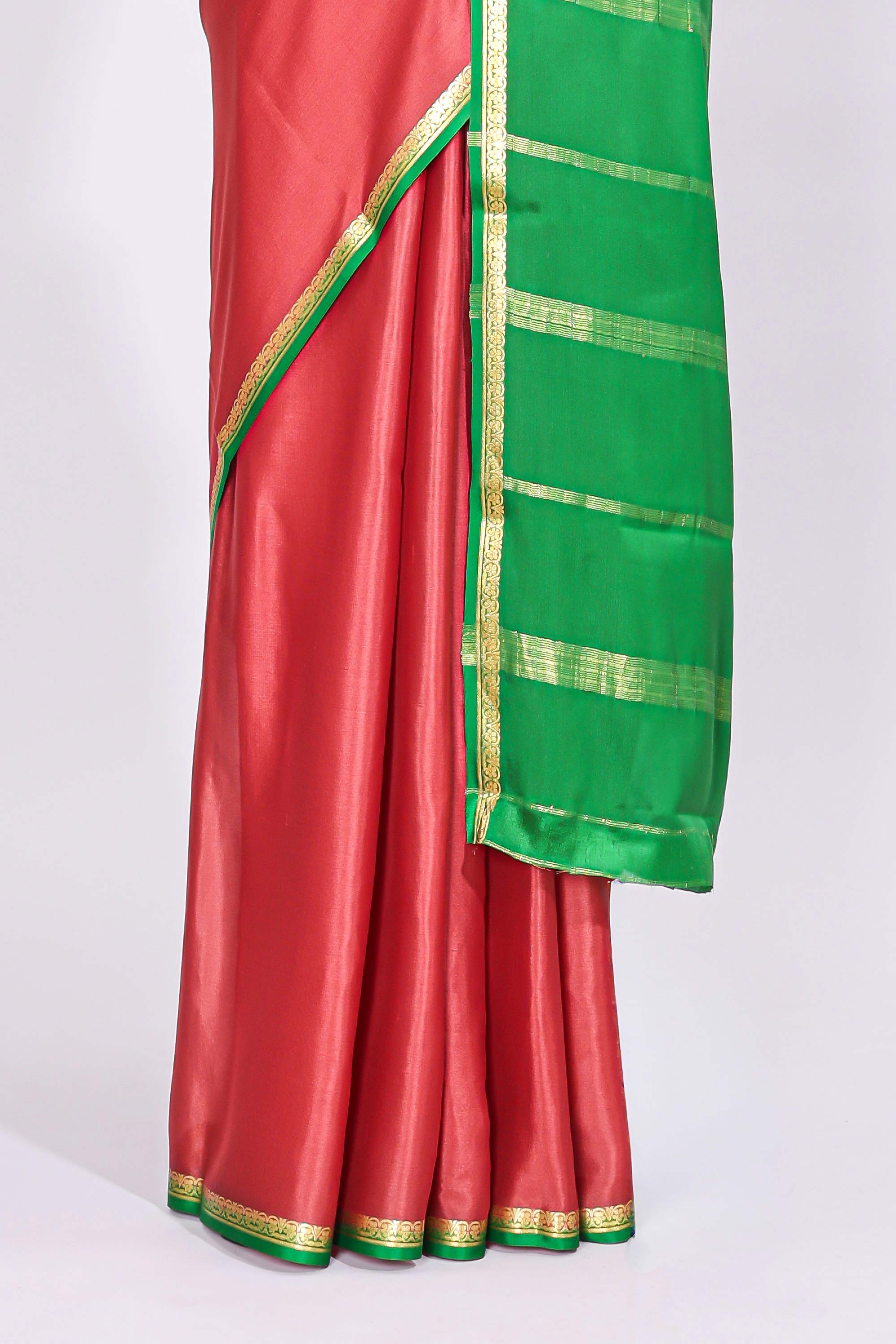 Coral pink plain design pure mysore silk saree with contrast border and blouse